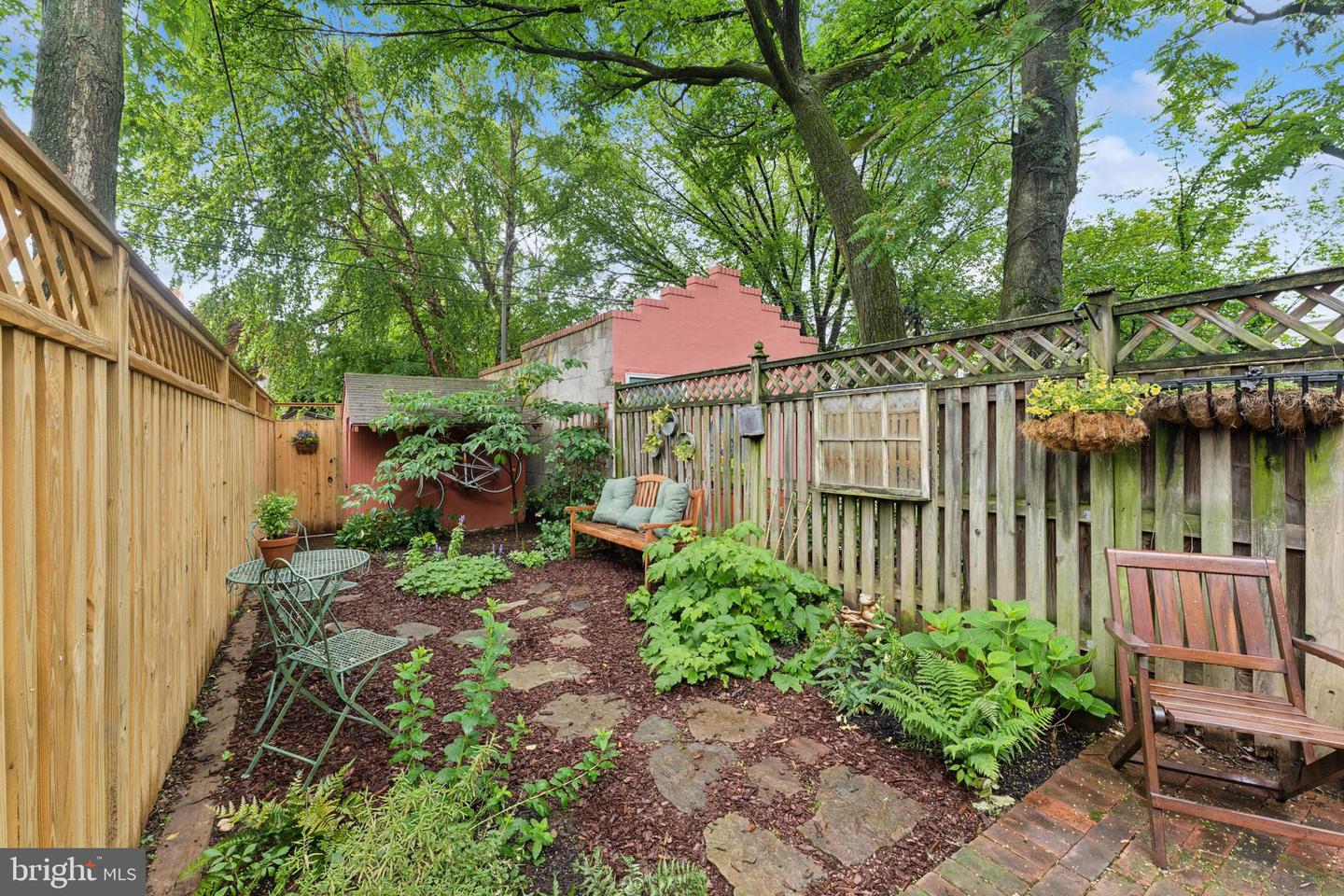 1215 WALTER ST SE, WASHINGTON, District Of Columbia 20003, 2 Bedrooms Bedrooms, ,1 BathroomBathrooms,Residential,For sale,1215 WALTER ST SE,DCDC2199610 MLS # DCDC2199610