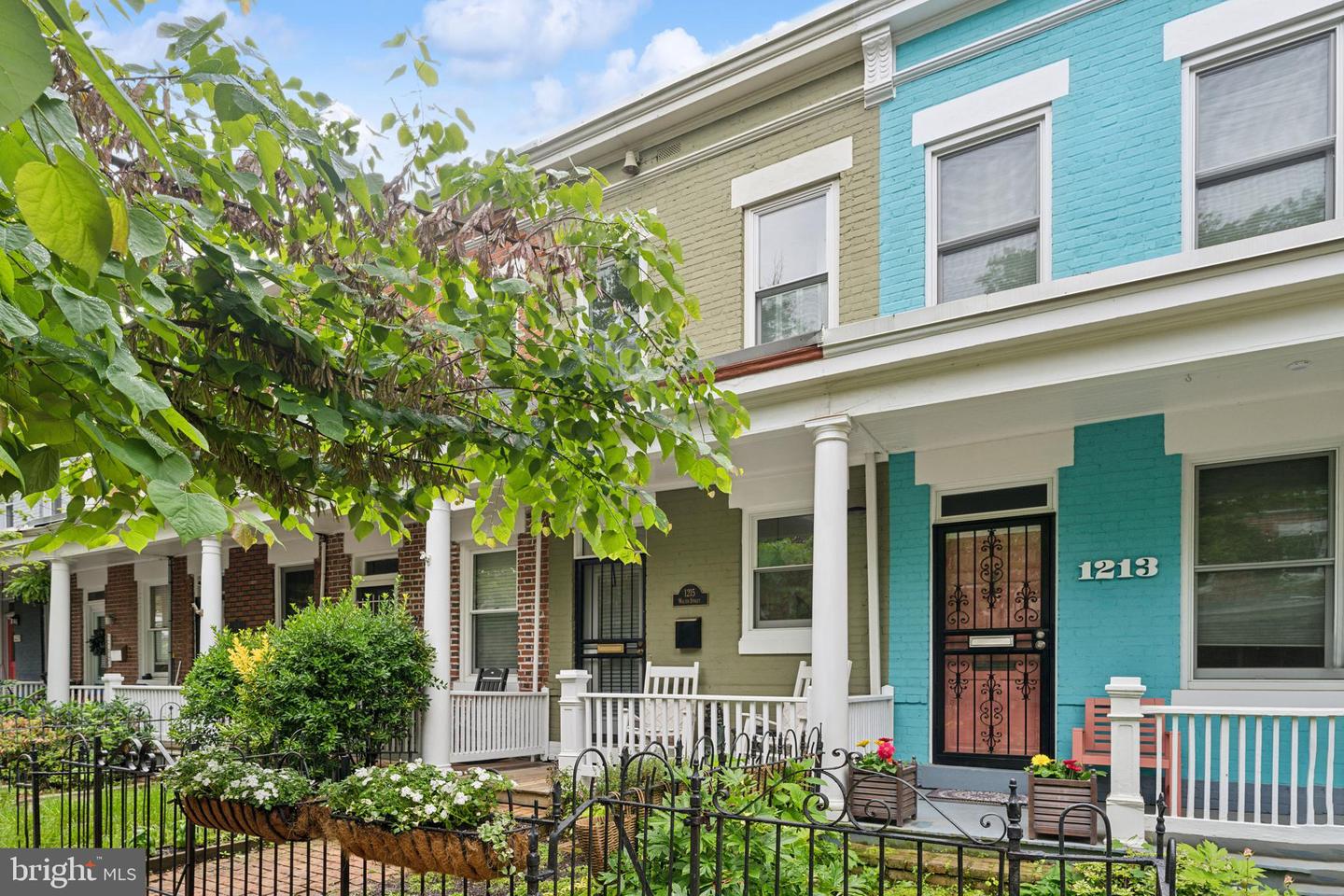 1215 WALTER ST SE, WASHINGTON, District Of Columbia 20003, 2 Bedrooms Bedrooms, ,1 BathroomBathrooms,Residential,For sale,1215 WALTER ST SE,DCDC2199610 MLS # DCDC2199610