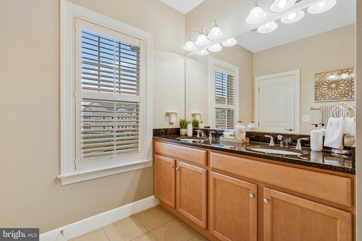 109 ANTHEM AVE, HERNDON, Virginia 20170, 3 Bedrooms Bedrooms, ,2 BathroomsBathrooms,Residential,For sale,109 ANTHEM AVE,VAFX2239574 MLS # VAFX2239574
