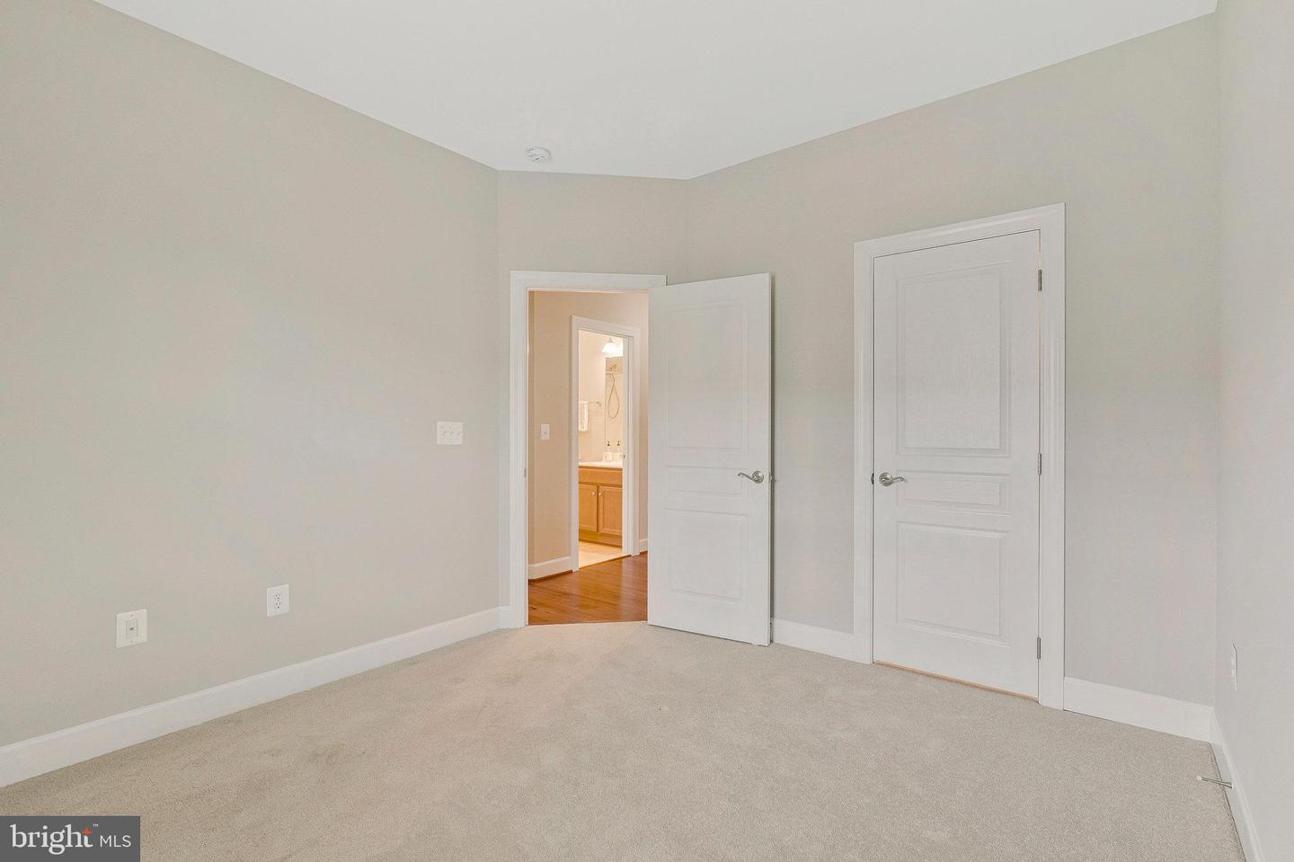 109 ANTHEM AVE, HERNDON, Virginia 20170, 3 Bedrooms Bedrooms, ,2 BathroomsBathrooms,Residential,For sale,109 ANTHEM AVE,VAFX2239574 MLS # VAFX2239574