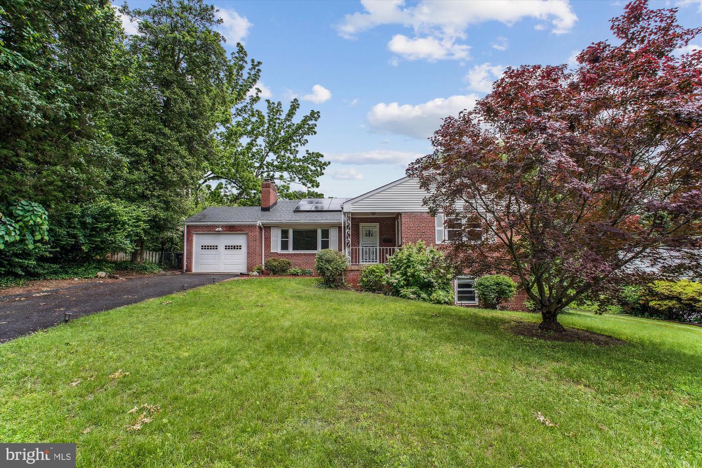 6448 EPPARD ST, FALLS CHURCH, Virginia 22042, 4 Bedrooms Bedrooms, ,3 BathroomsBathrooms,Residential,For sale,6448 EPPARD ST,VAFX2239746 MLS # VAFX2239746