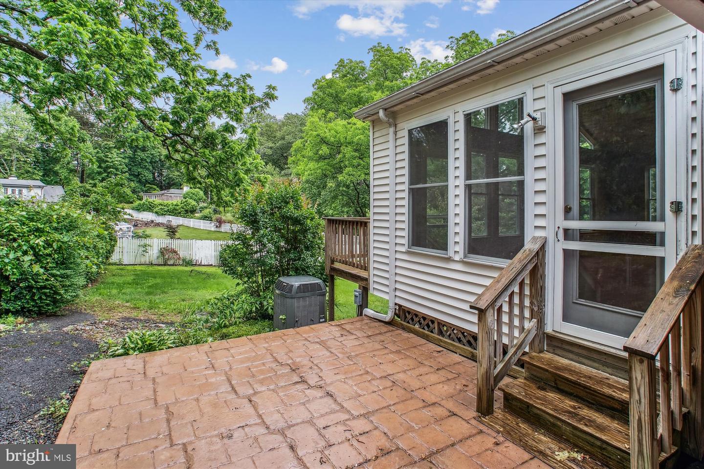 6448 EPPARD ST, FALLS CHURCH, Virginia 22042, 4 Bedrooms Bedrooms, ,3 BathroomsBathrooms,Residential,For sale,6448 EPPARD ST,VAFX2239746 MLS # VAFX2239746