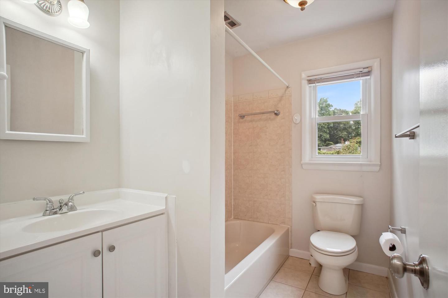 6448 EPPARD ST, FALLS CHURCH, Virginia 22042, 4 Bedrooms Bedrooms, ,3 BathroomsBathrooms,Residential,For sale,6448 EPPARD ST,VAFX2239746 MLS # VAFX2239746