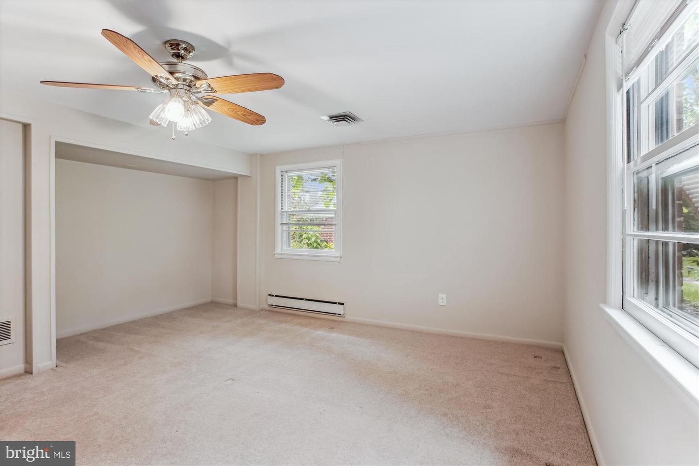 6448 EPPARD ST, FALLS CHURCH, Virginia 22042, 4 Bedrooms Bedrooms, ,3 BathroomsBathrooms,Residential,For sale,6448 EPPARD ST,VAFX2239746 MLS # VAFX2239746