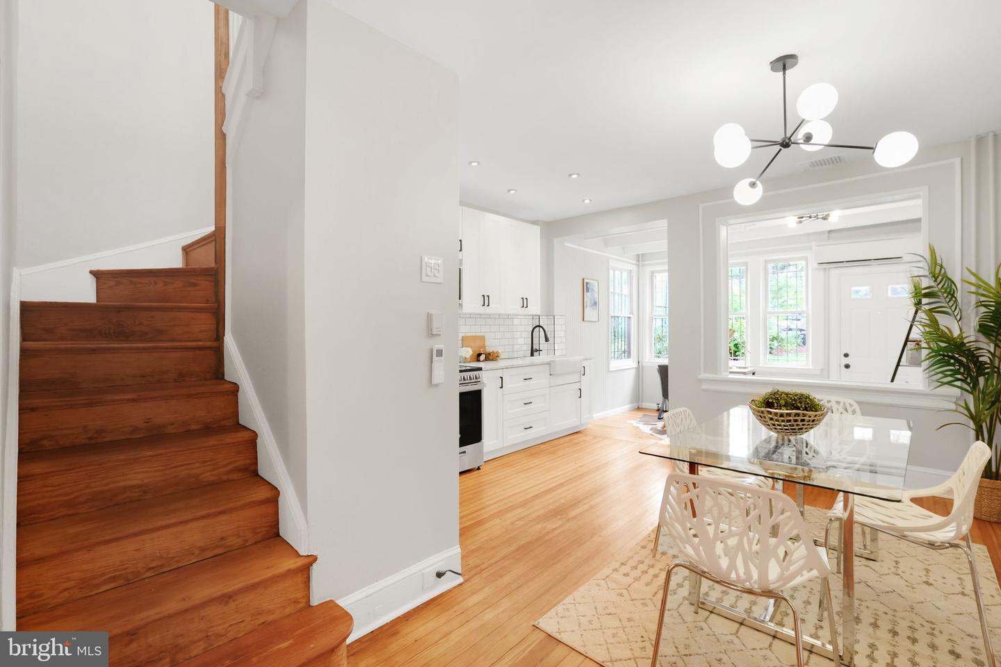2420 2ND ST NE, WASHINGTON, District Of Columbia 20002, 2 Bedrooms Bedrooms, ,1 BathroomBathrooms,Residential,For sale,2420 2ND ST NE,DCDC2200228 MLS # DCDC2200228