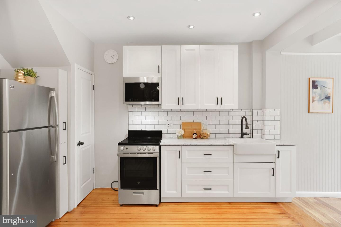 2420 2ND ST NE, WASHINGTON, District Of Columbia 20002, 2 Bedrooms Bedrooms, ,1 BathroomBathrooms,Residential,For sale,2420 2ND ST NE,DCDC2200228 MLS # DCDC2200228