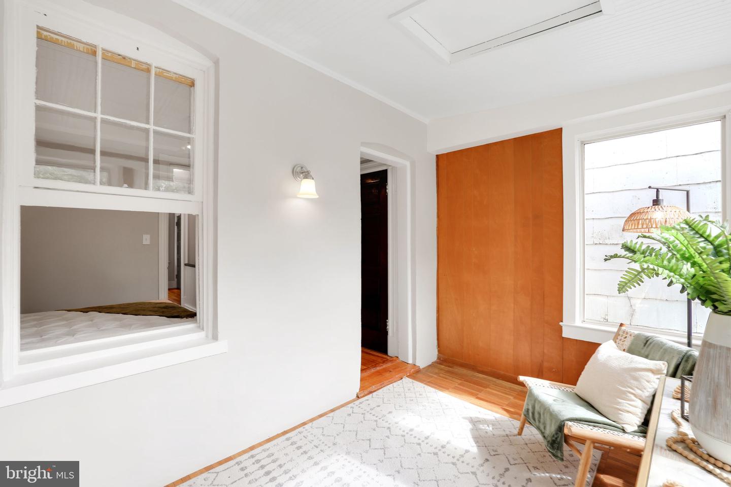 2420 2ND ST NE, WASHINGTON, District Of Columbia 20002, 2 Bedrooms Bedrooms, ,1 BathroomBathrooms,Residential,For sale,2420 2ND ST NE,DCDC2200228 MLS # DCDC2200228