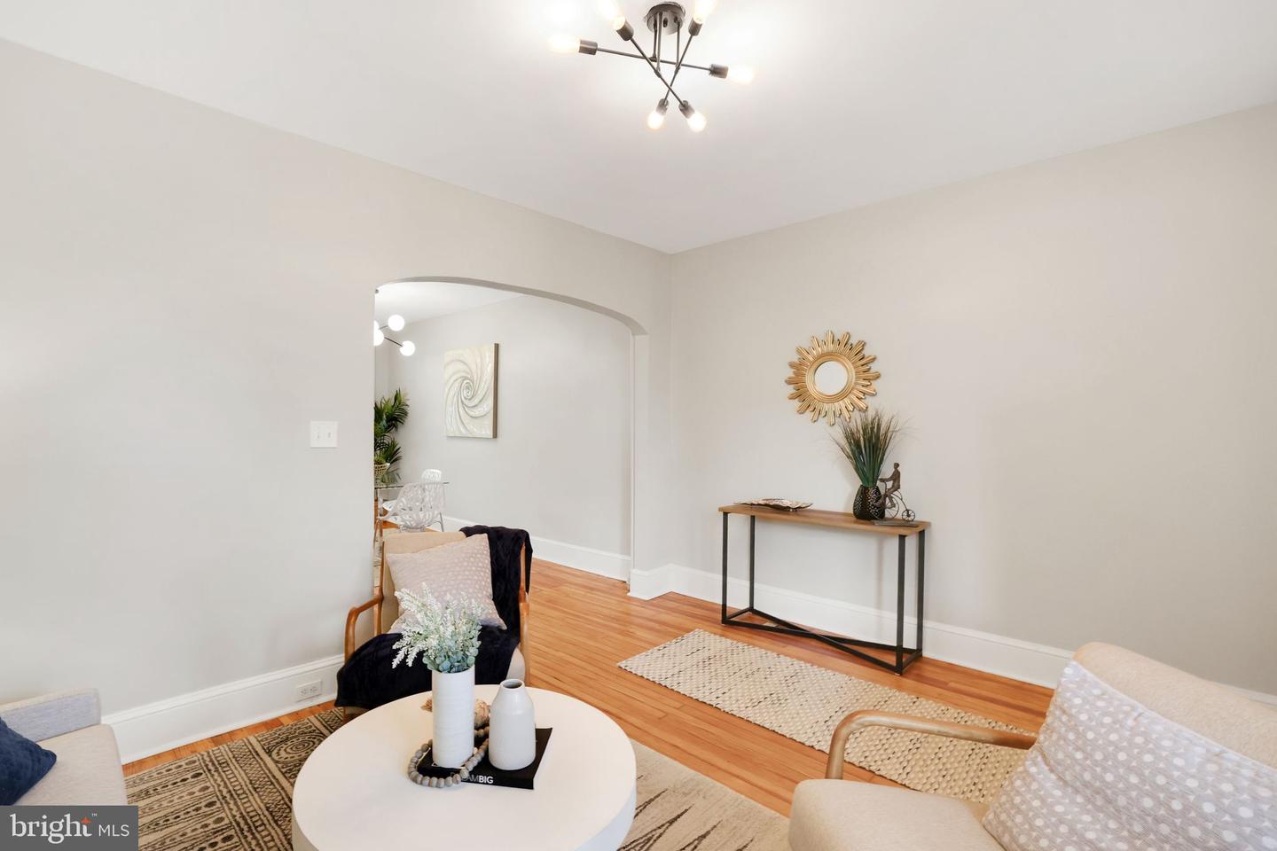 2420 2ND ST NE, WASHINGTON, District Of Columbia 20002, 2 Bedrooms Bedrooms, ,1 BathroomBathrooms,Residential,For sale,2420 2ND ST NE,DCDC2200228 MLS # DCDC2200228