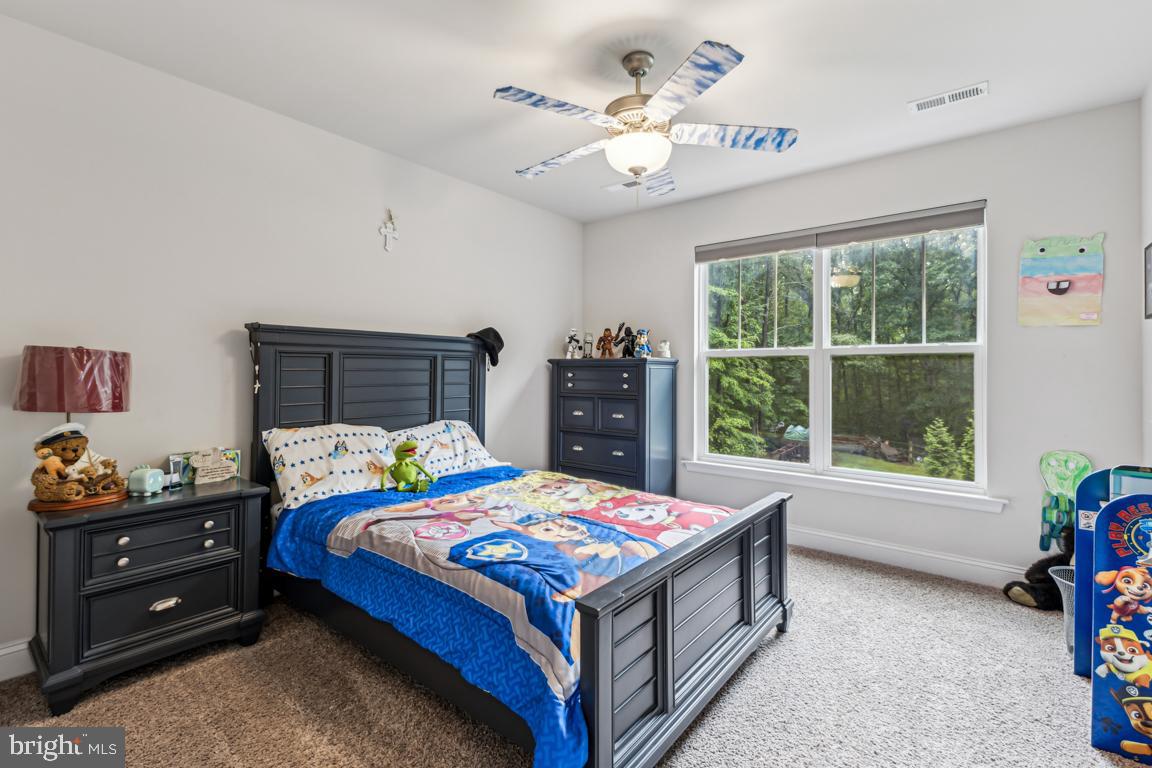 435 POTOMAC RUN RD, FREDERICKSBURG, Virginia 22405, 4 Bedrooms Bedrooms, ,3 BathroomsBathrooms,Residential,For sale,435 POTOMAC RUN RD,VAST2038760 MLS # VAST2038760