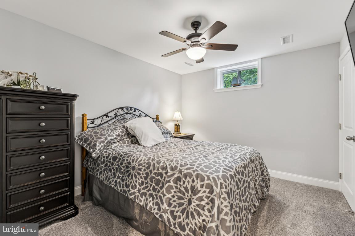 435 POTOMAC RUN RD, FREDERICKSBURG, Virginia 22405, 4 Bedrooms Bedrooms, ,3 BathroomsBathrooms,Residential,For sale,435 POTOMAC RUN RD,VAST2038760 MLS # VAST2038760