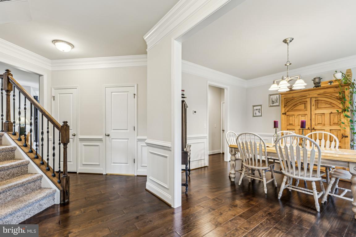 435 POTOMAC RUN RD, FREDERICKSBURG, Virginia 22405, 4 Bedrooms Bedrooms, ,3 BathroomsBathrooms,Residential,For sale,435 POTOMAC RUN RD,VAST2038760 MLS # VAST2038760