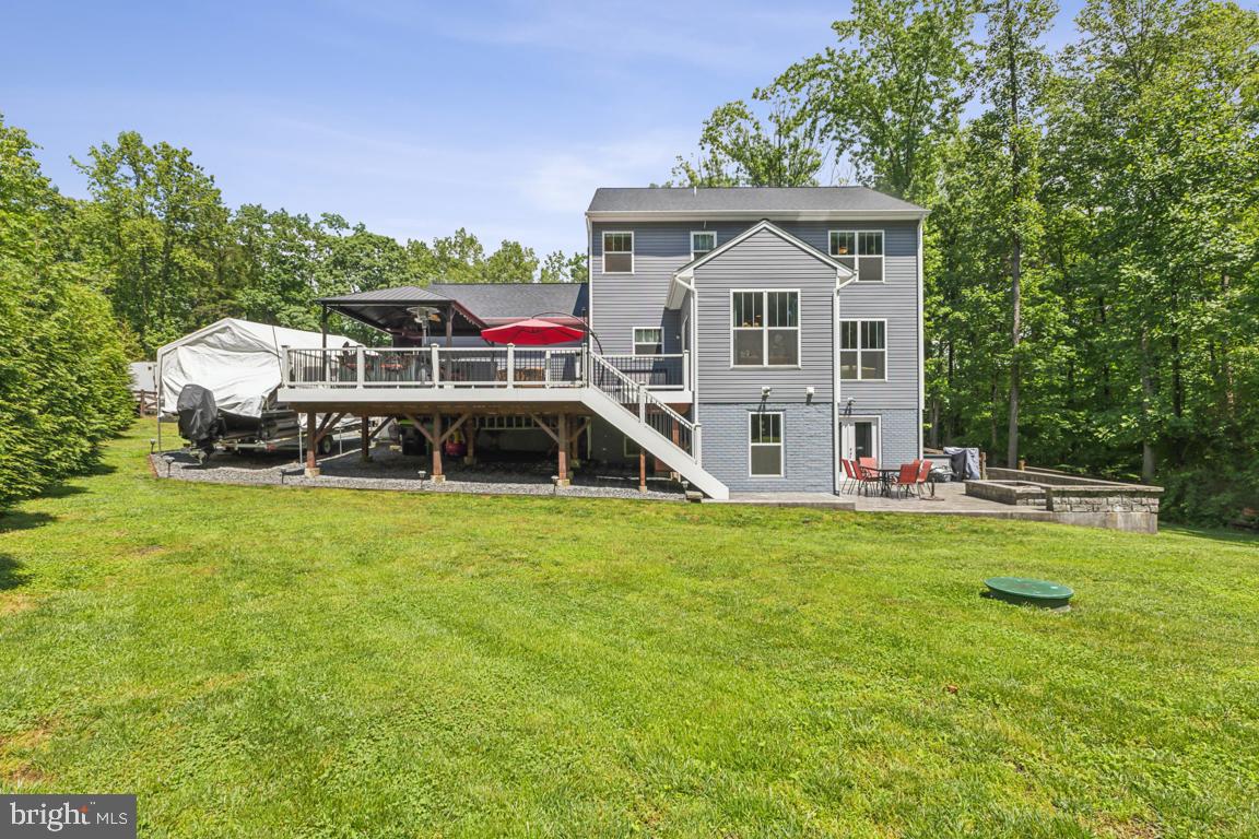 435 POTOMAC RUN RD, FREDERICKSBURG, Virginia 22405, 4 Bedrooms Bedrooms, ,3 BathroomsBathrooms,Residential,For sale,435 POTOMAC RUN RD,VAST2038760 MLS # VAST2038760