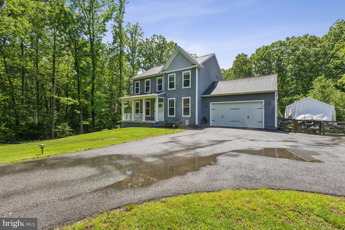 435 POTOMAC RUN RD, FREDERICKSBURG, Virginia 22405, 4 Bedrooms Bedrooms, ,3 BathroomsBathrooms,Residential,For sale,435 POTOMAC RUN RD,VAST2038760 MLS # VAST2038760