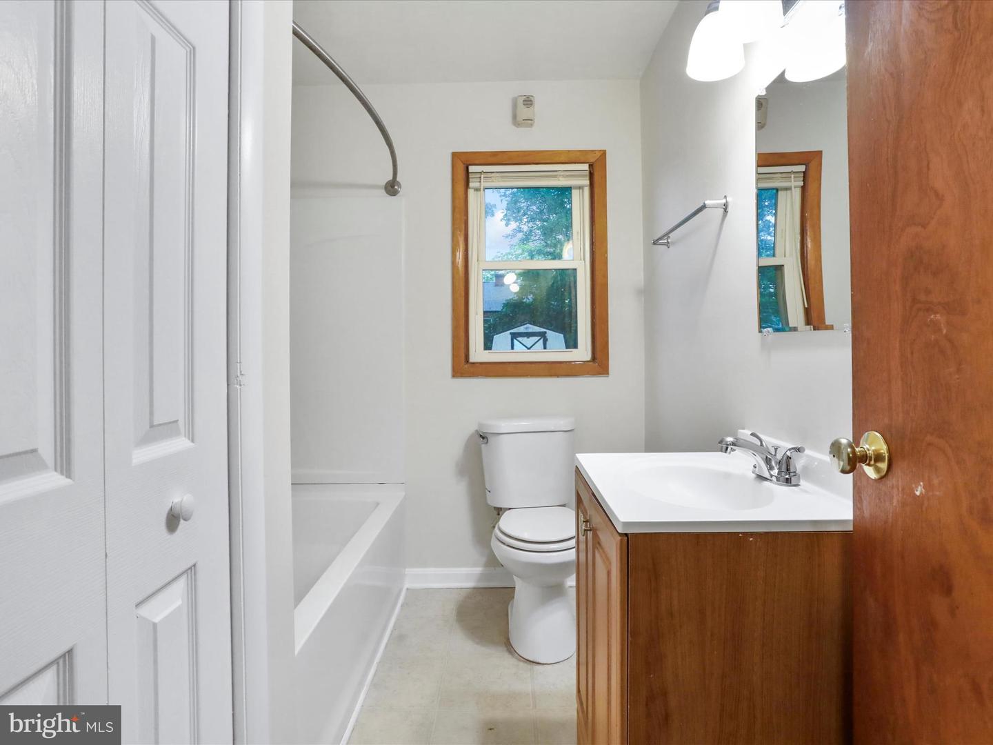 233 MOLDEN DR, WINCHESTER, Virginia 22601, 3 Bedrooms Bedrooms, ,1 BathroomBathrooms,Residential,For sale,233 MOLDEN DR,VAWI2007672 MLS # VAWI2007672
