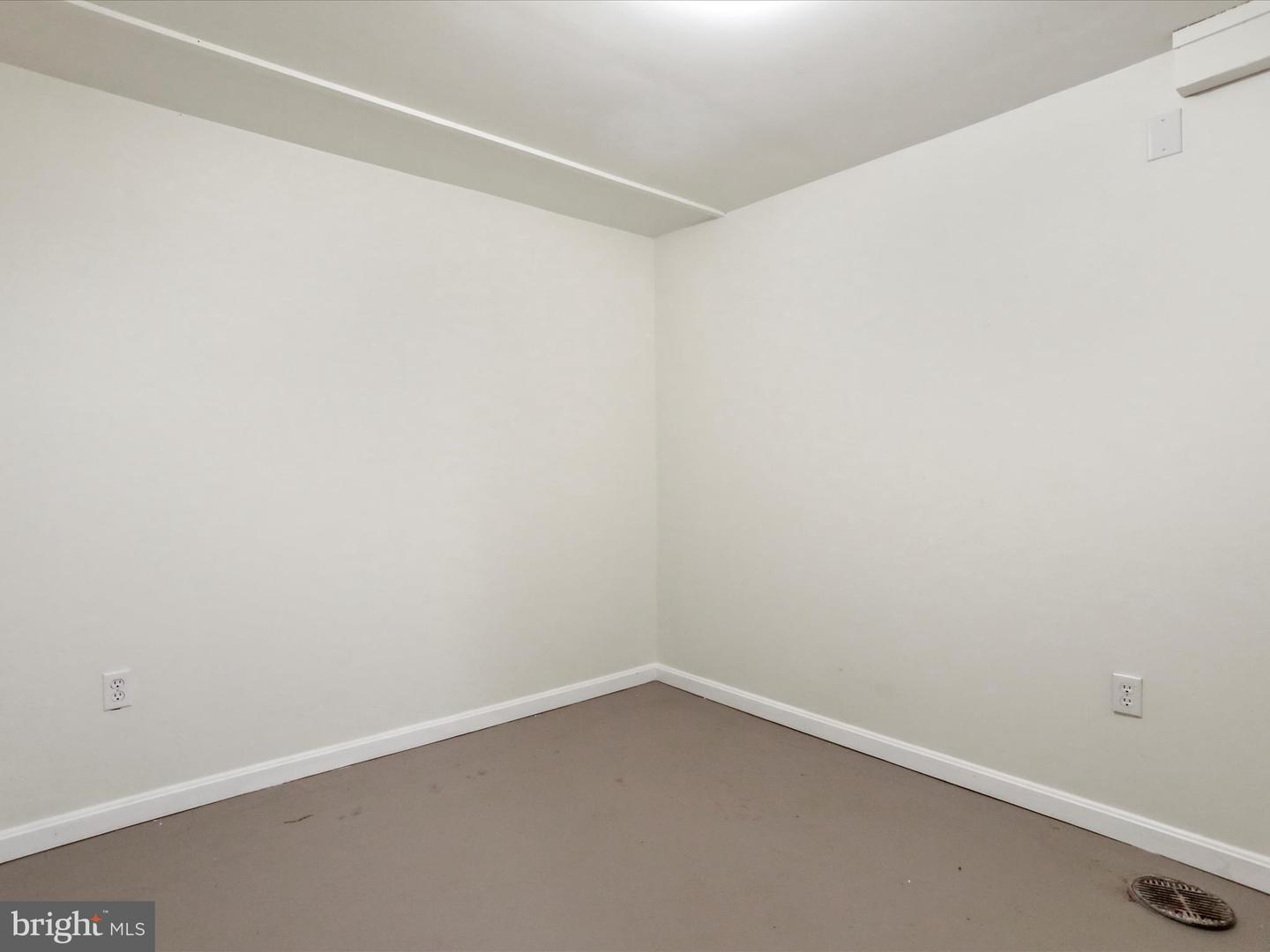 233 MOLDEN DR, WINCHESTER, Virginia 22601, 3 Bedrooms Bedrooms, ,1 BathroomBathrooms,Residential,For sale,233 MOLDEN DR,VAWI2007672 MLS # VAWI2007672