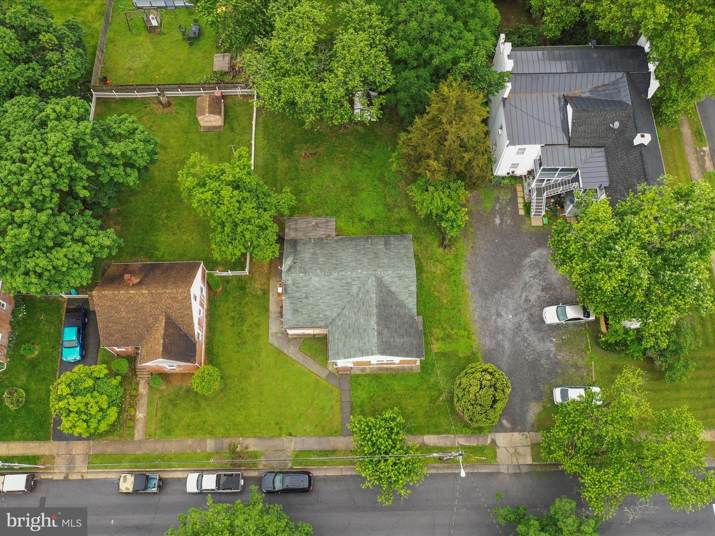 233 MOLDEN DR, WINCHESTER, Virginia 22601, 3 Bedrooms Bedrooms, ,1 BathroomBathrooms,Residential,For sale,233 MOLDEN DR,VAWI2007672 MLS # VAWI2007672
