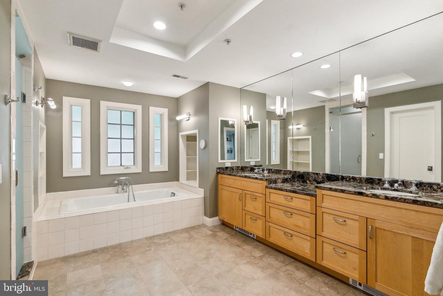 2915 38TH ST NW, WASHINGTON, District Of Columbia 20016, 4 Bedrooms Bedrooms, ,3 BathroomsBathrooms,Residential,For sale,2915 38TH ST NW,DCDC2200296 MLS # DCDC2200296