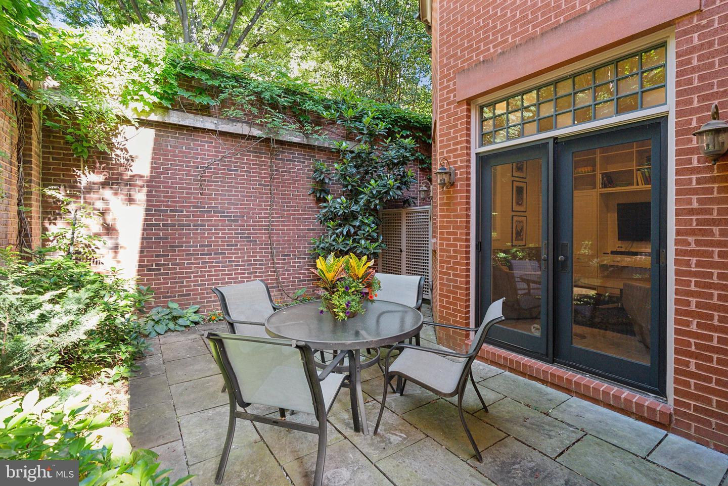 2915 38TH ST NW, WASHINGTON, District Of Columbia 20016, 4 Bedrooms Bedrooms, ,3 BathroomsBathrooms,Residential,For sale,2915 38TH ST NW,DCDC2200296 MLS # DCDC2200296