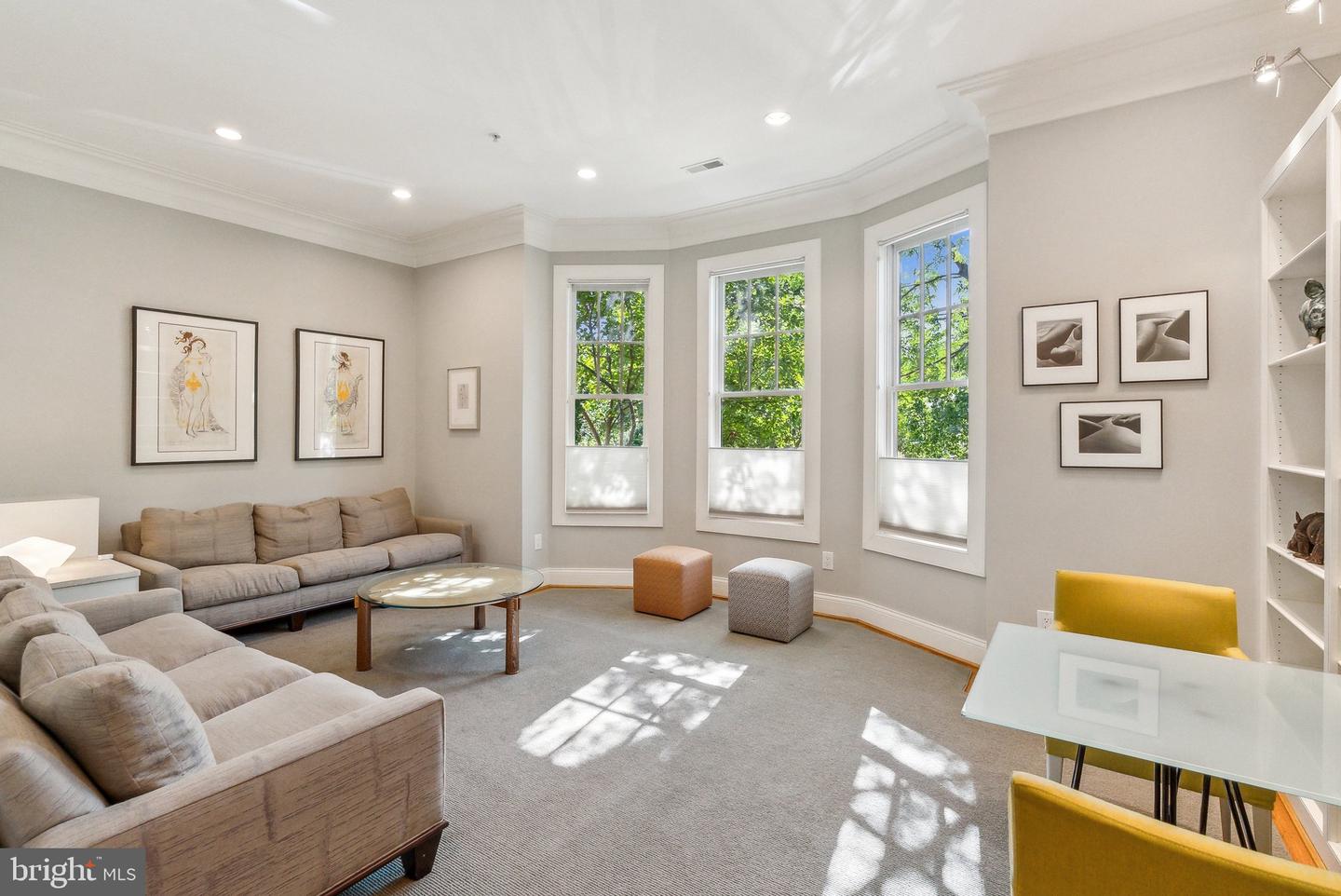 2915 38TH ST NW, WASHINGTON, District Of Columbia 20016, 4 Bedrooms Bedrooms, ,3 BathroomsBathrooms,Residential,For sale,2915 38TH ST NW,DCDC2200296 MLS # DCDC2200296