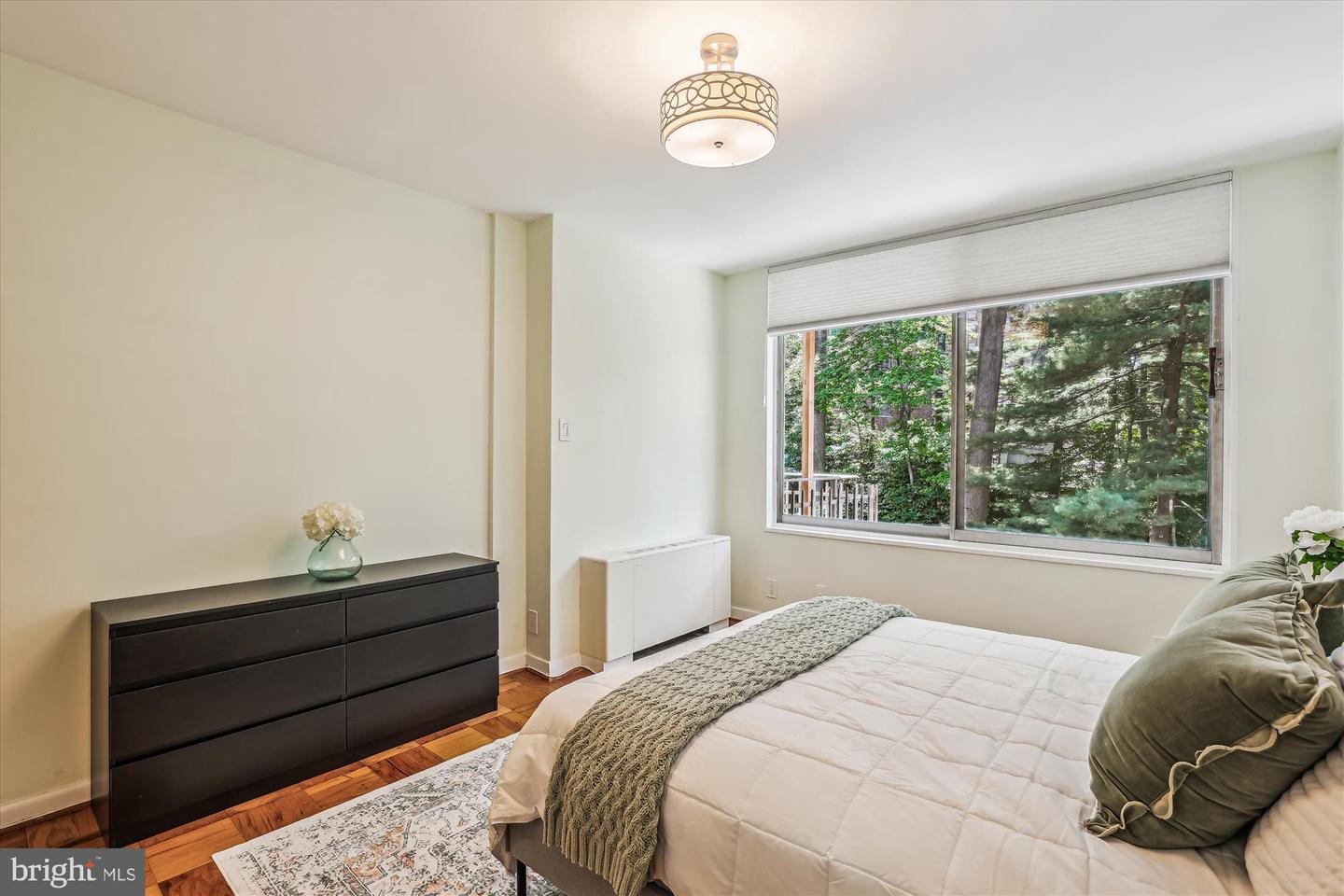 4100 CATHEDRAL AVE NW #818, WASHINGTON, District Of Columbia 20016, 3 Bedrooms Bedrooms, ,2 BathroomsBathrooms,Residential,For sale,4100 CATHEDRAL AVE NW #818,DCDC2200380 MLS # DCDC2200380