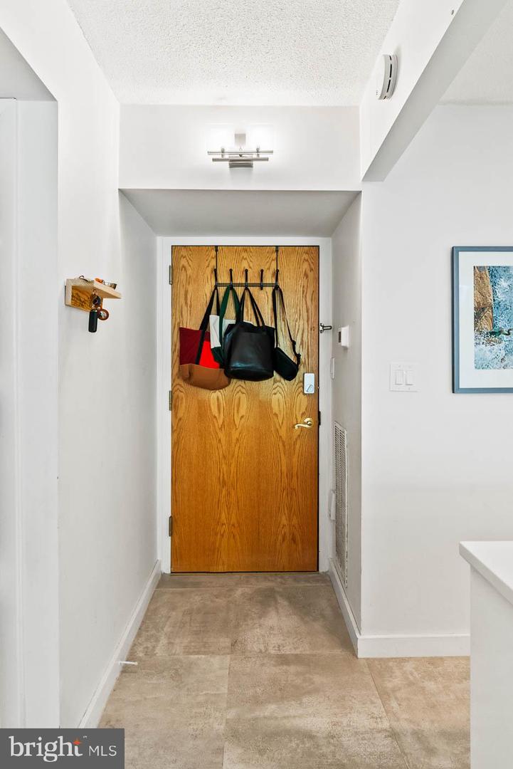 2141 WISCONSIN AVE NW #103, WASHINGTON, District Of Columbia 20007, 1 Bedroom Bedrooms, ,1 BathroomBathrooms,Residential,For sale,2141 WISCONSIN AVE NW #103,DCDC2200384 MLS # DCDC2200384