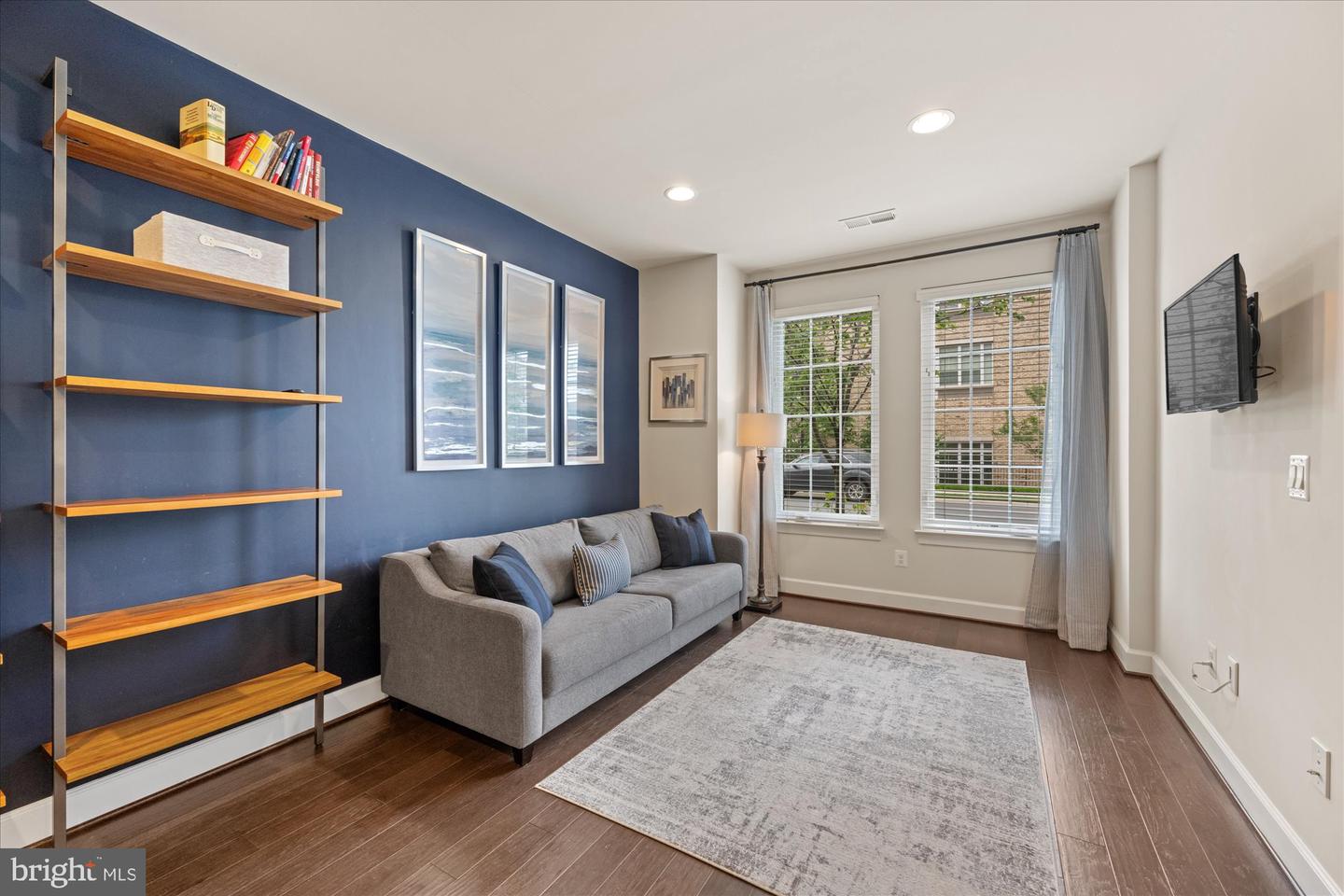 20383 CODMAN DR, ASHBURN, Virginia 20147, 4 Bedrooms Bedrooms, ,3 BathroomsBathrooms,Residential,For sale,20383 CODMAN DR,VALO2096398 MLS # VALO2096398