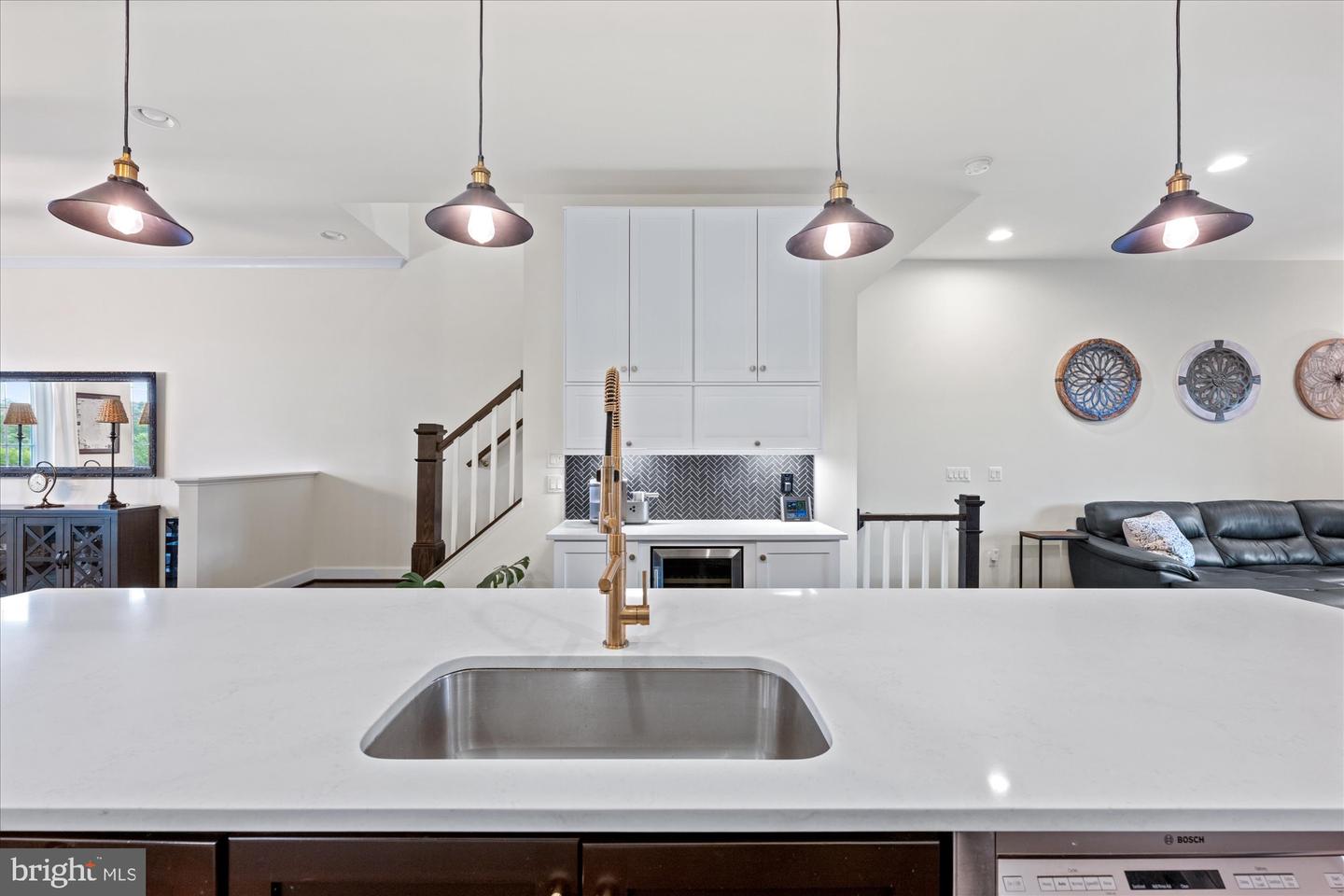 20383 CODMAN DR, ASHBURN, Virginia 20147, 4 Bedrooms Bedrooms, ,3 BathroomsBathrooms,Residential,For sale,20383 CODMAN DR,VALO2096398 MLS # VALO2096398
