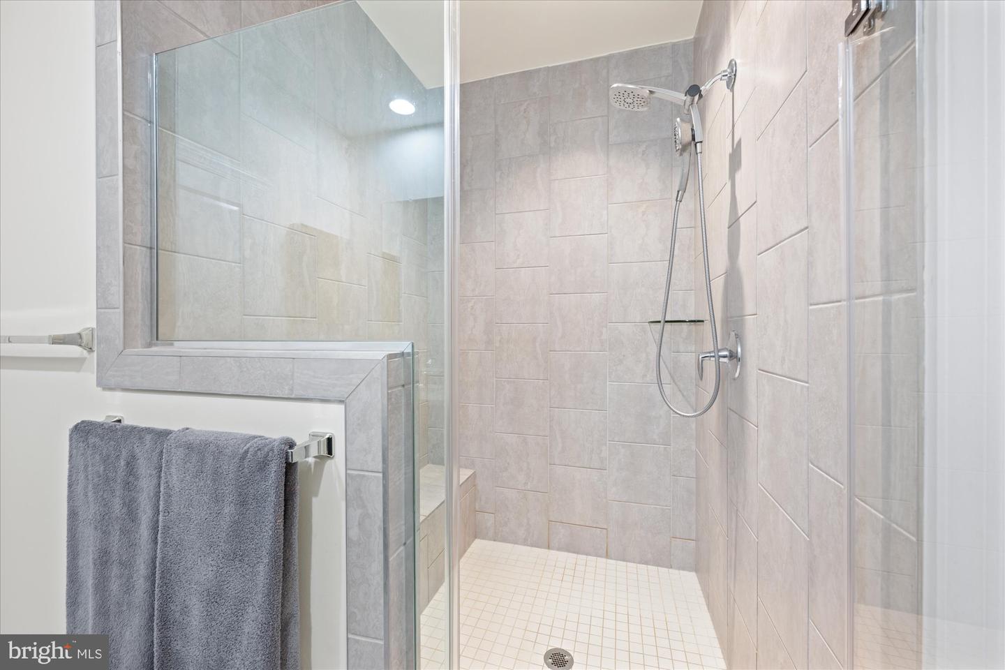 20383 CODMAN DR, ASHBURN, Virginia 20147, 4 Bedrooms Bedrooms, ,3 BathroomsBathrooms,Residential,For sale,20383 CODMAN DR,VALO2096398 MLS # VALO2096398