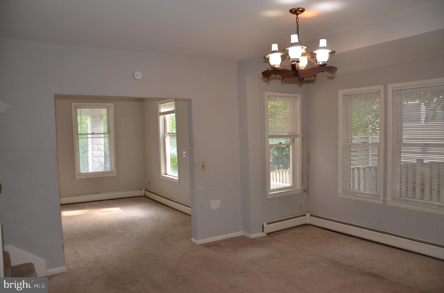 2713 24TH RD S #A & B, ARLINGTON, Virginia 22206, 5 Bedrooms Bedrooms, ,2 BathroomsBathrooms,Residential,For sale,2713 24TH RD S #A & B,VAAR2057526 MLS # VAAR2057526