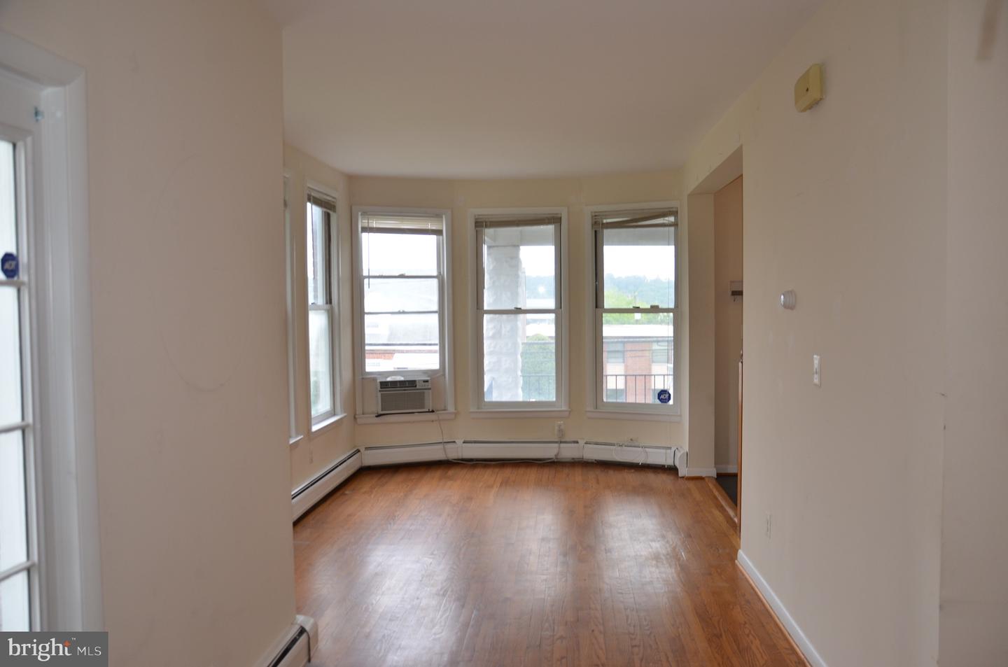 2713 24TH RD S #A & B, ARLINGTON, Virginia 22206, 5 Bedrooms Bedrooms, ,2 BathroomsBathrooms,Residential,For sale,2713 24TH RD S #A & B,VAAR2057526 MLS # VAAR2057526