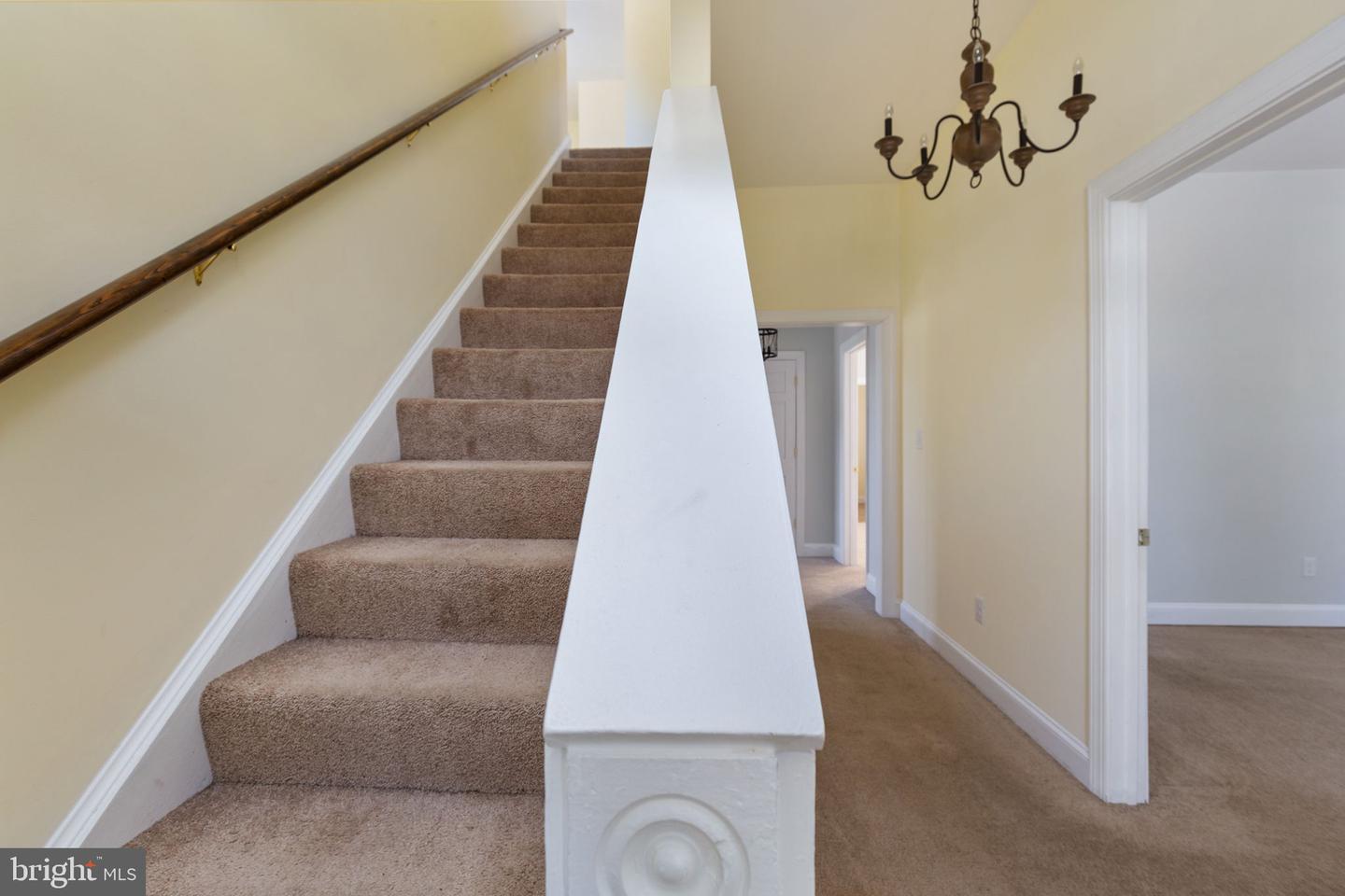 113 W MAIN ST, WAKEFIELD, Virginia 23888, 5 Bedrooms Bedrooms, ,3 BathroomsBathrooms,Residential,For sale,113 W MAIN ST,VASX2000032 MLS # VASX2000032