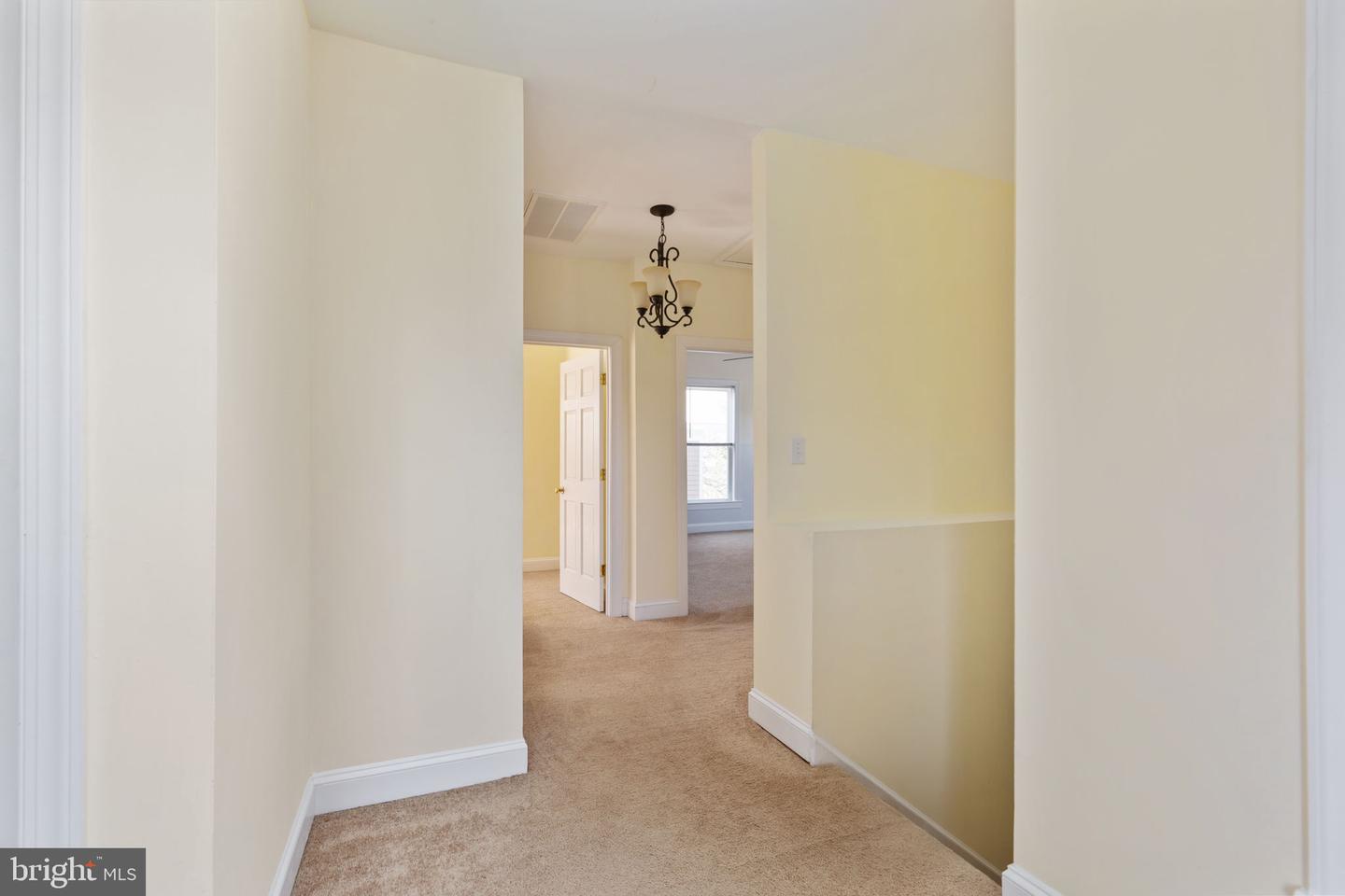113 W MAIN ST, WAKEFIELD, Virginia 23888, 5 Bedrooms Bedrooms, ,3 BathroomsBathrooms,Residential,For sale,113 W MAIN ST,VASX2000032 MLS # VASX2000032