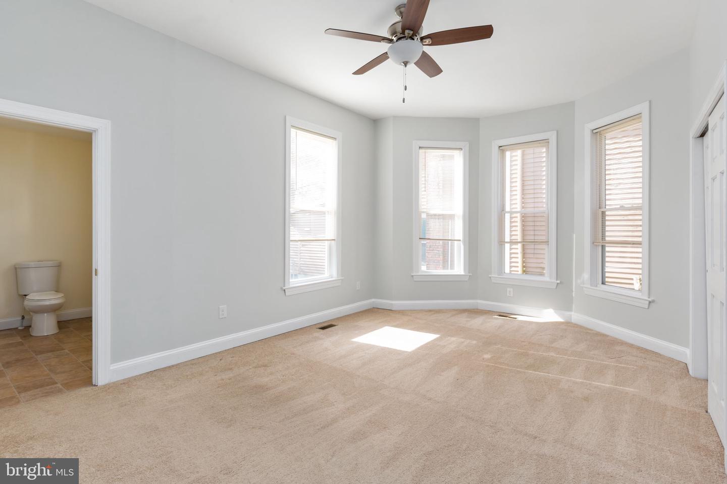 113 W MAIN ST, WAKEFIELD, Virginia 23888, 5 Bedrooms Bedrooms, ,3 BathroomsBathrooms,Residential,For sale,113 W MAIN ST,VASX2000032 MLS # VASX2000032