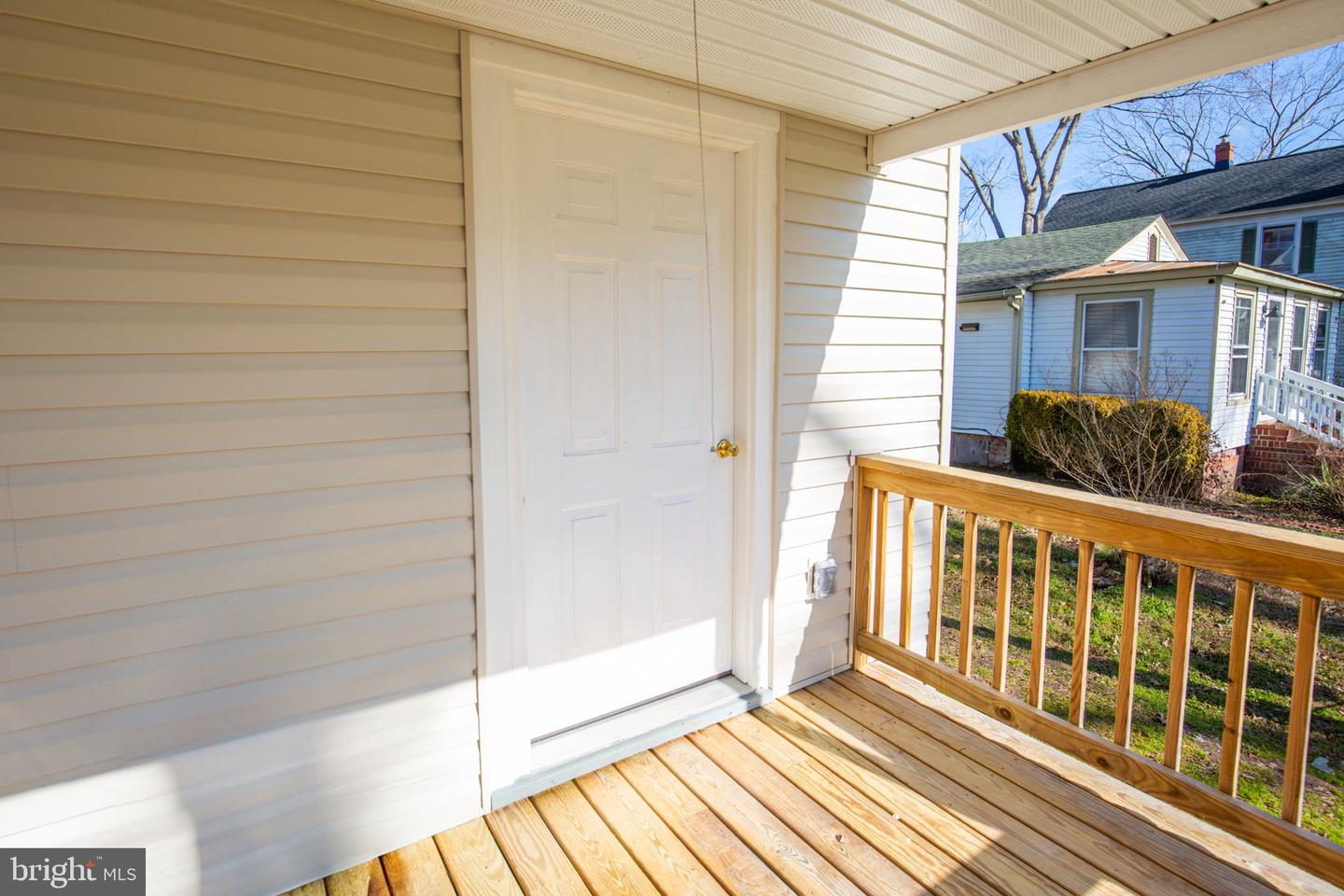 113 W MAIN ST, WAKEFIELD, Virginia 23888, 5 Bedrooms Bedrooms, ,3 BathroomsBathrooms,Residential,For sale,113 W MAIN ST,VASX2000032 MLS # VASX2000032