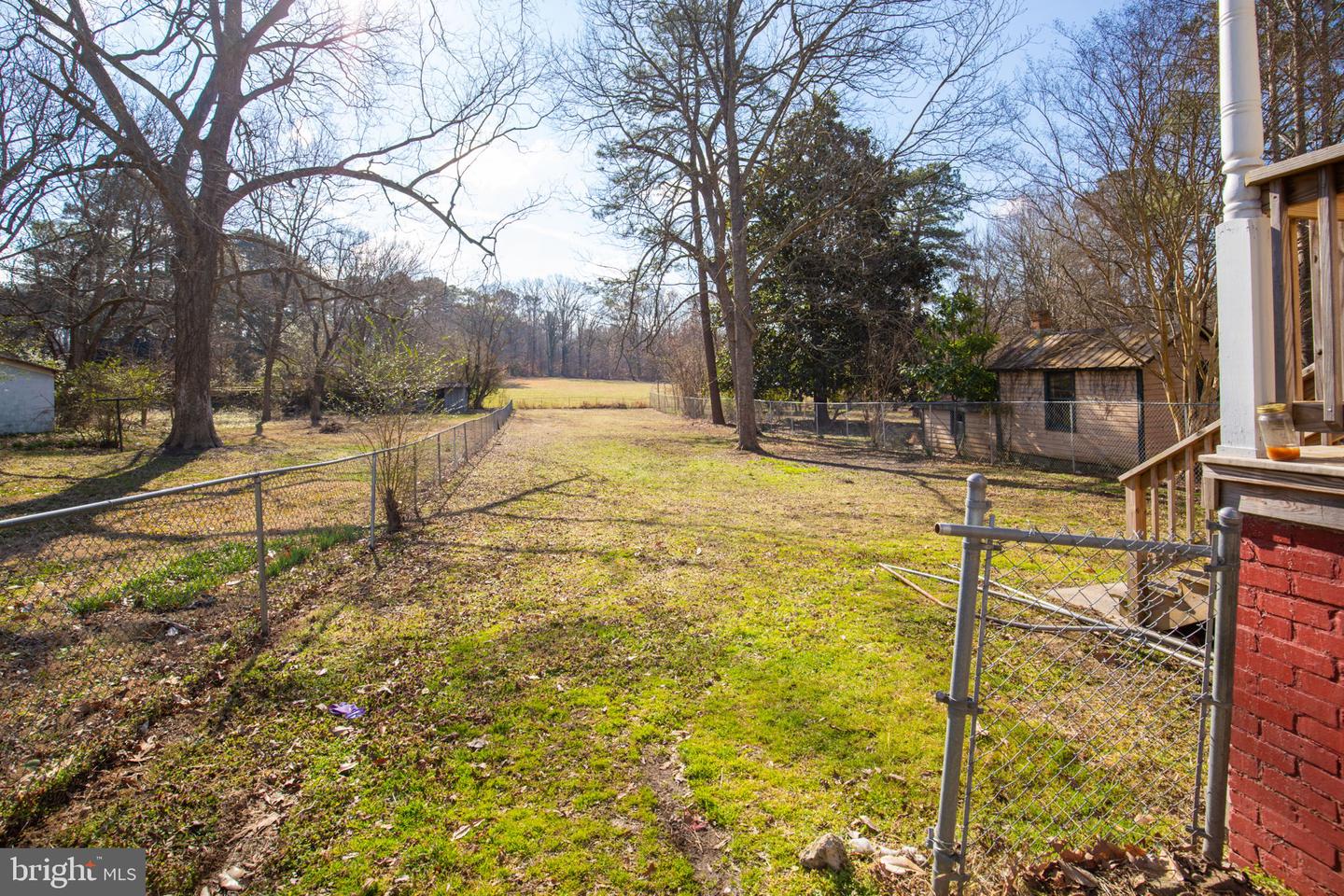 113 W MAIN ST, WAKEFIELD, Virginia 23888, 5 Bedrooms Bedrooms, ,3 BathroomsBathrooms,Residential,For sale,113 W MAIN ST,VASX2000032 MLS # VASX2000032
