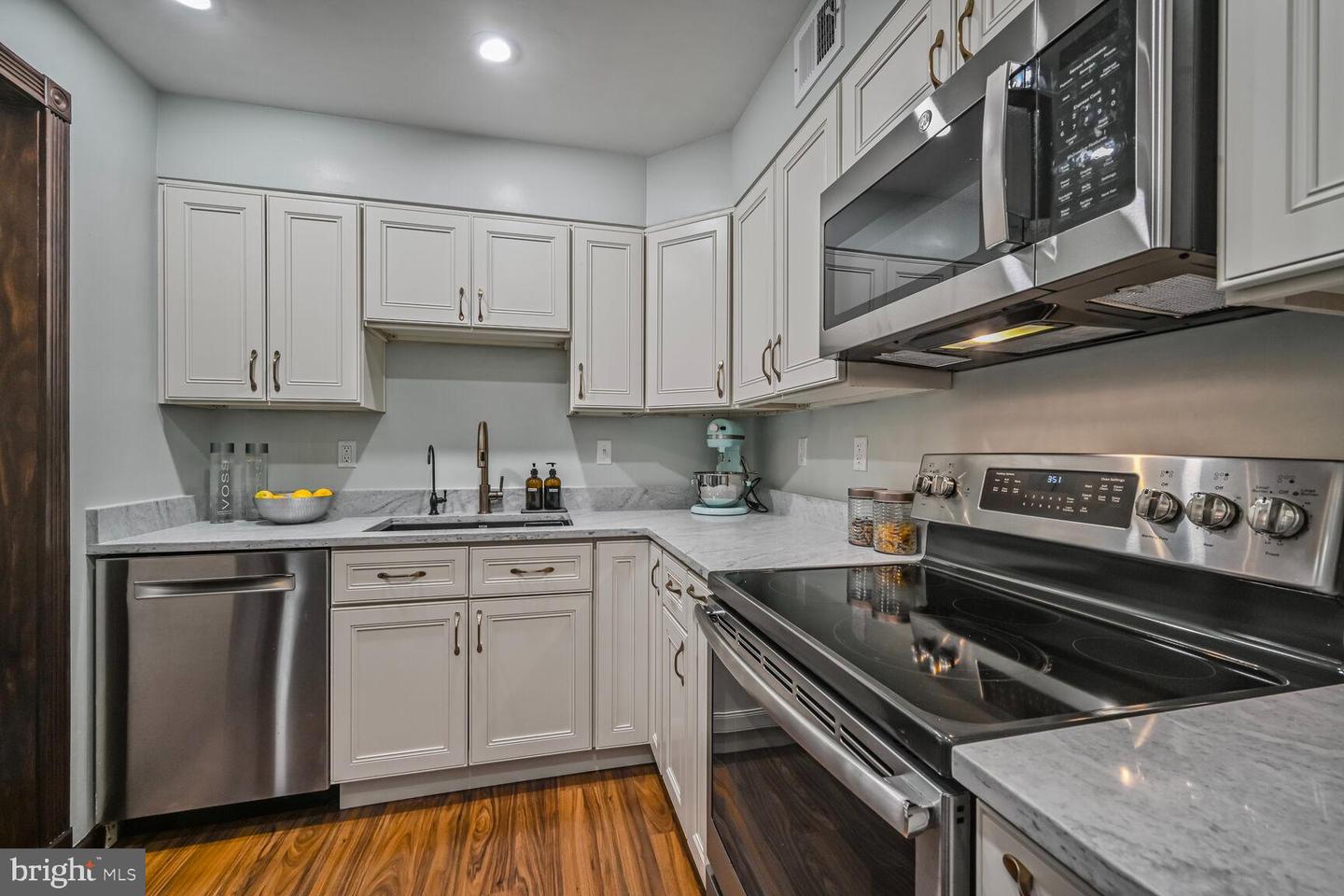 2501 CALVERT ST NW #306, WASHINGTON, District Of Columbia 20008, 2 Bedrooms Bedrooms, ,2 BathroomsBathrooms,Residential,For sale,2501 CALVERT ST NW #306,DCDC2201026 MLS # DCDC2201026