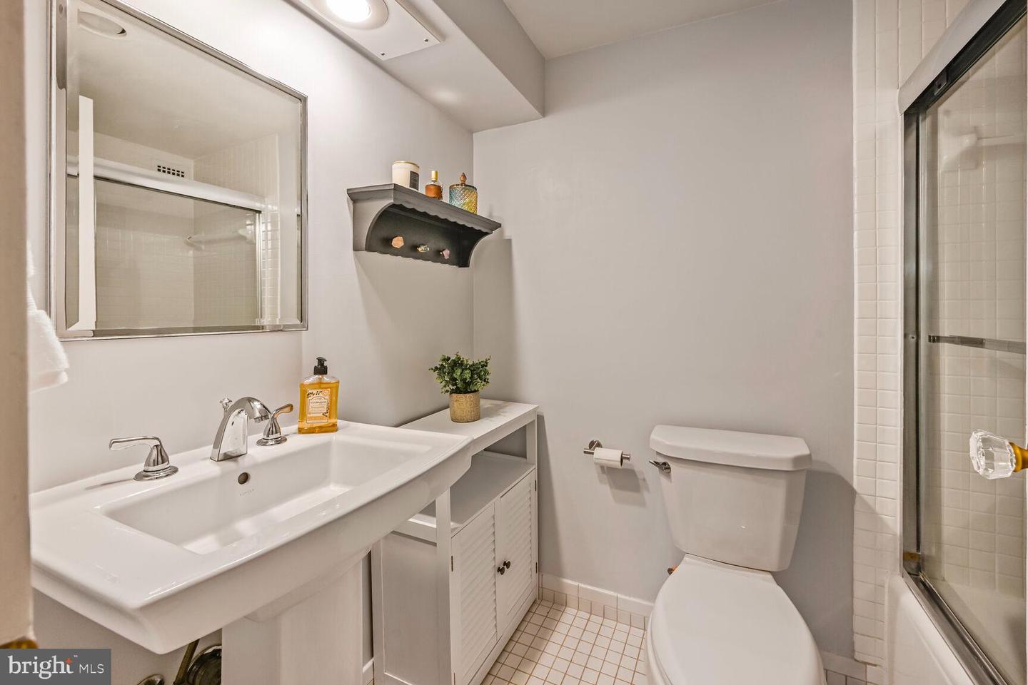 2501 CALVERT ST NW #306, WASHINGTON, District Of Columbia 20008, 2 Bedrooms Bedrooms, ,2 BathroomsBathrooms,Residential,For sale,2501 CALVERT ST NW #306,DCDC2201026 MLS # DCDC2201026