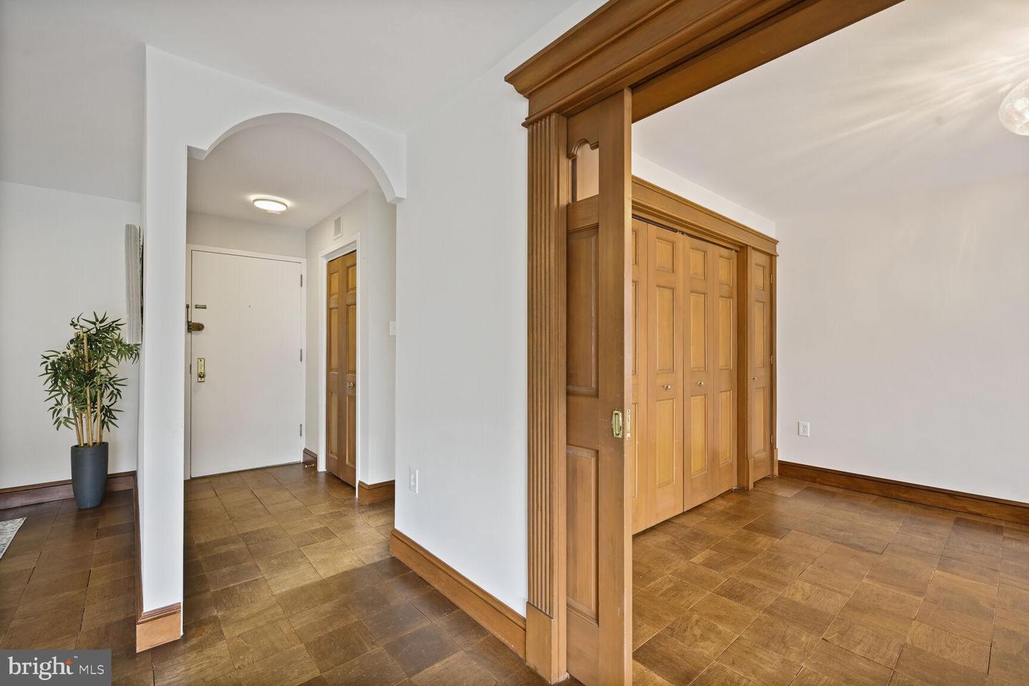 2501 CALVERT ST NW #306, WASHINGTON, District Of Columbia 20008, 2 Bedrooms Bedrooms, ,2 BathroomsBathrooms,Residential,For sale,2501 CALVERT ST NW #306,DCDC2201026 MLS # DCDC2201026