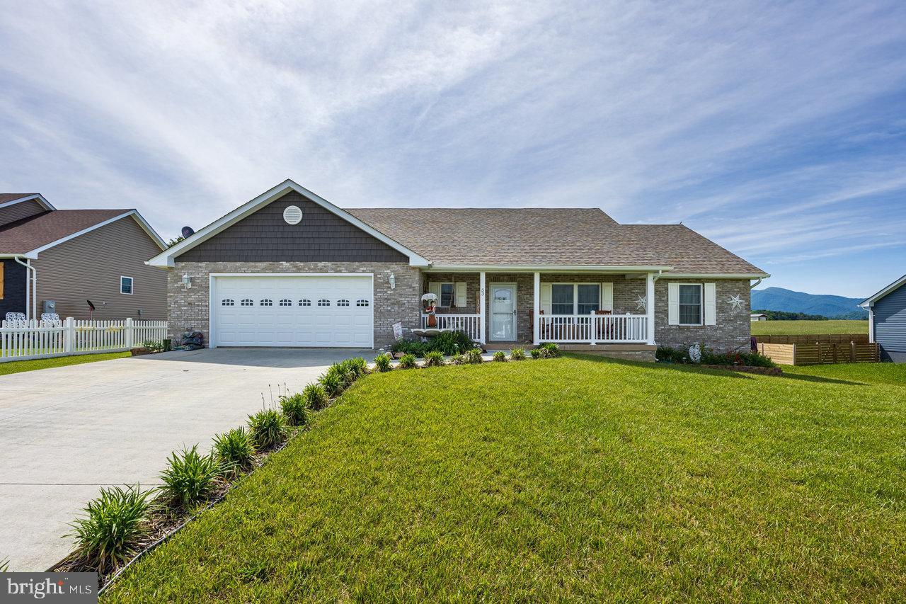 53 ARTHUR LN, LURAY, Virginia 22835, 3 Bedrooms Bedrooms, ,2 BathroomsBathrooms,Residential,For sale,53 ARTHUR LN,VAPA2004920 MLS # VAPA2004920
