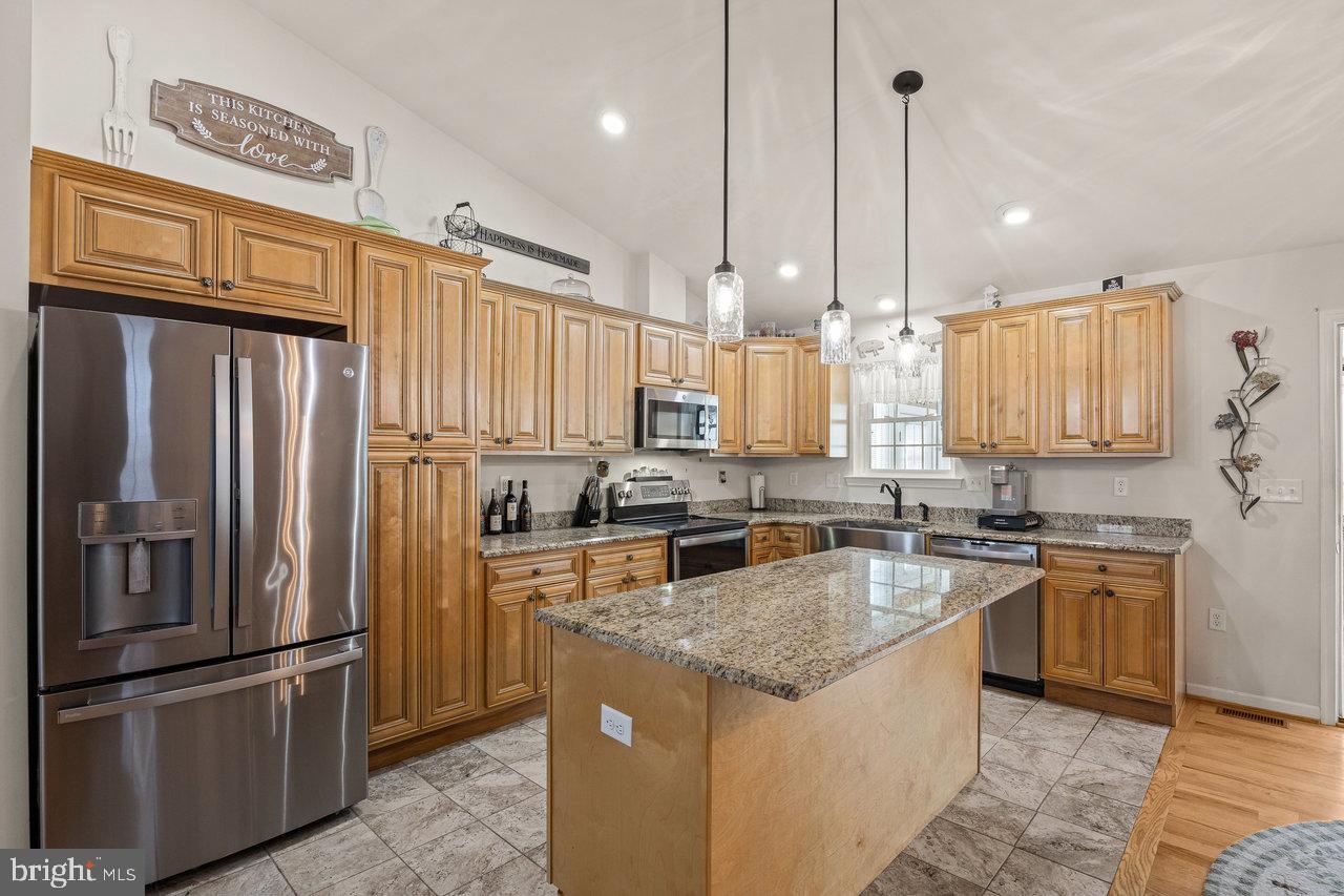 53 ARTHUR LN, LURAY, Virginia 22835, 3 Bedrooms Bedrooms, ,2 BathroomsBathrooms,Residential,For sale,53 ARTHUR LN,VAPA2004920 MLS # VAPA2004920