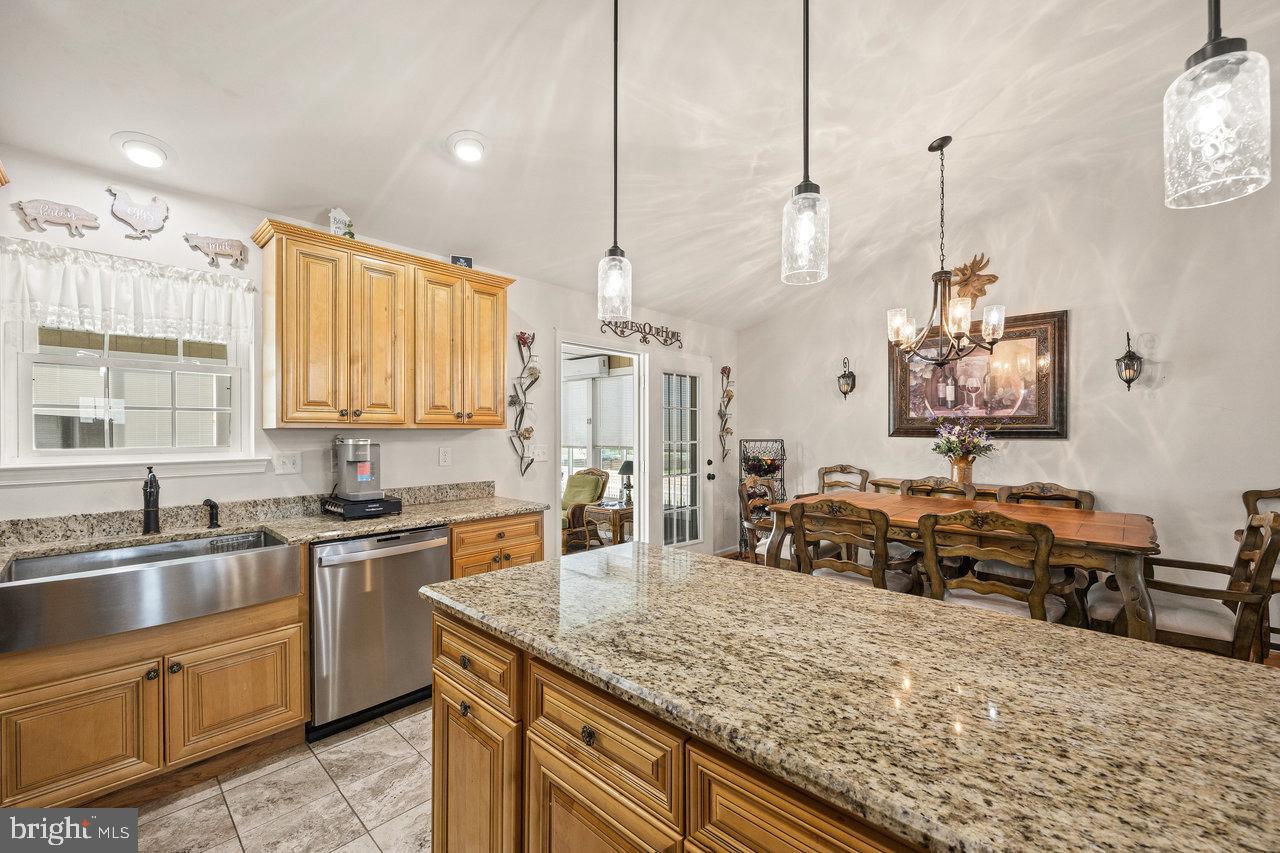 53 ARTHUR LN, LURAY, Virginia 22835, 3 Bedrooms Bedrooms, ,2 BathroomsBathrooms,Residential,For sale,53 ARTHUR LN,VAPA2004920 MLS # VAPA2004920