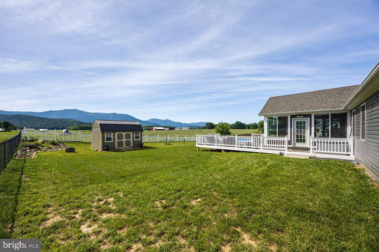 53 ARTHUR LN, LURAY, Virginia 22835, 3 Bedrooms Bedrooms, ,2 BathroomsBathrooms,Residential,For sale,53 ARTHUR LN,VAPA2004920 MLS # VAPA2004920