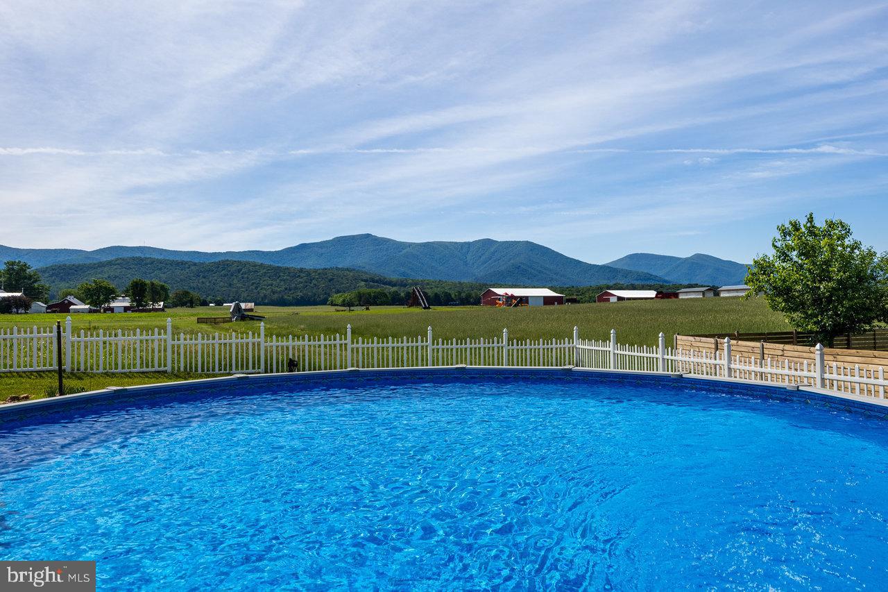 53 ARTHUR LN, LURAY, Virginia 22835, 3 Bedrooms Bedrooms, ,2 BathroomsBathrooms,Residential,For sale,53 ARTHUR LN,VAPA2004920 MLS # VAPA2004920