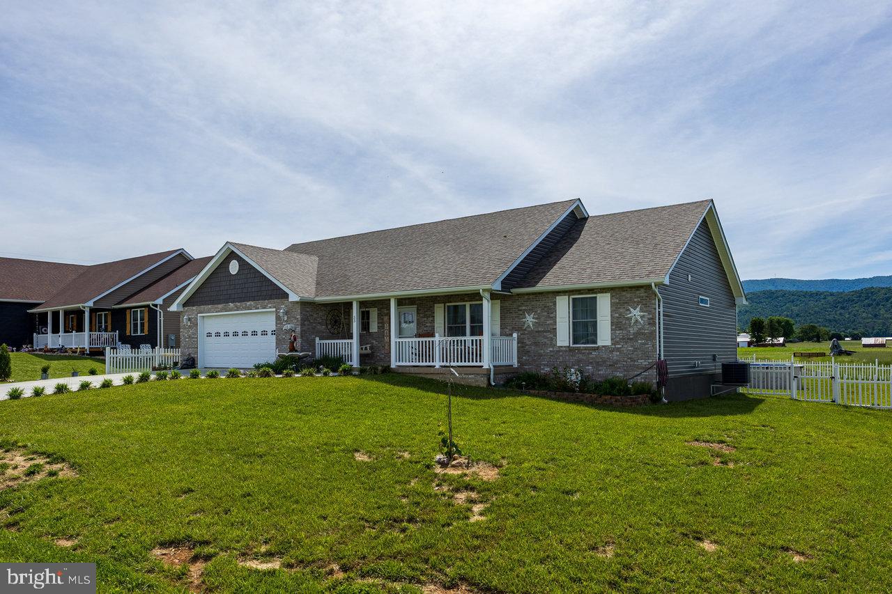 53 ARTHUR LN, LURAY, Virginia 22835, 3 Bedrooms Bedrooms, ,2 BathroomsBathrooms,Residential,For sale,53 ARTHUR LN,VAPA2004920 MLS # VAPA2004920