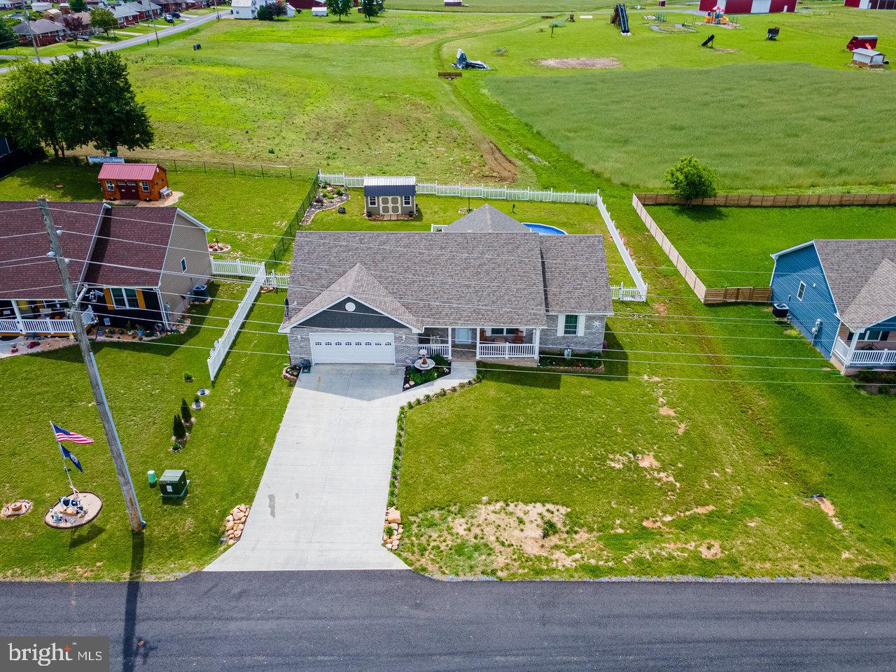 53 ARTHUR LN, LURAY, Virginia 22835, 3 Bedrooms Bedrooms, ,2 BathroomsBathrooms,Residential,For sale,53 ARTHUR LN,VAPA2004920 MLS # VAPA2004920