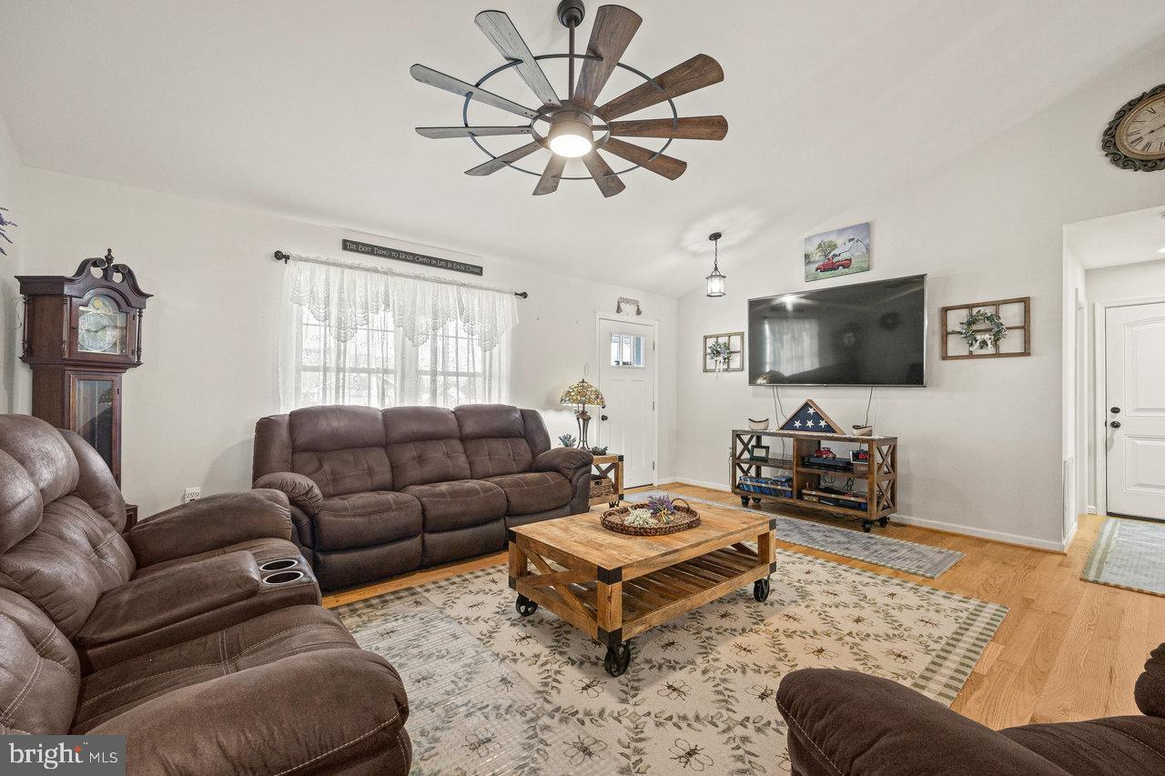 53 ARTHUR LN, LURAY, Virginia 22835, 3 Bedrooms Bedrooms, ,2 BathroomsBathrooms,Residential,For sale,53 ARTHUR LN,VAPA2004920 MLS # VAPA2004920