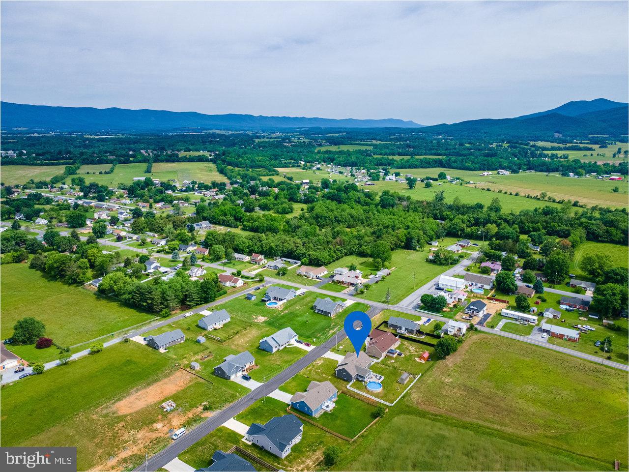 53 ARTHUR LN, LURAY, Virginia 22835, 3 Bedrooms Bedrooms, ,2 BathroomsBathrooms,Residential,For sale,53 ARTHUR LN,VAPA2004920 MLS # VAPA2004920