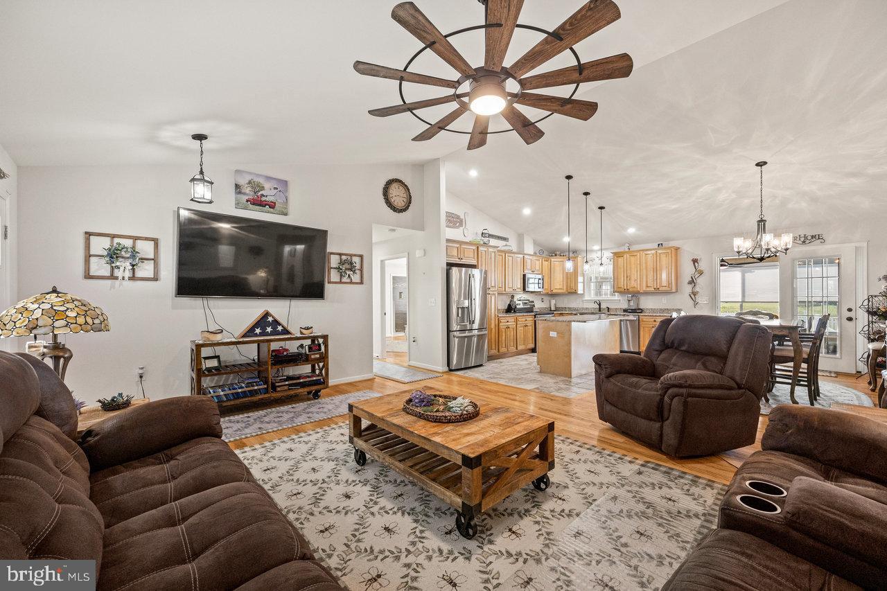 53 ARTHUR LN, LURAY, Virginia 22835, 3 Bedrooms Bedrooms, ,2 BathroomsBathrooms,Residential,For sale,53 ARTHUR LN,VAPA2004920 MLS # VAPA2004920