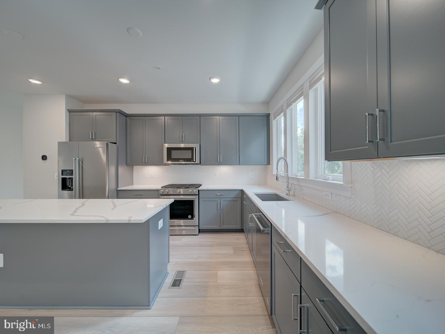 12768 SUNRISE VALLEY DR, RESTON, Virginia 20191, 4 Bedrooms Bedrooms, ,4 BathroomsBathrooms,Residential,For sale,12768 SUNRISE VALLEY DR,VAFX2241932 MLS # VAFX2241932