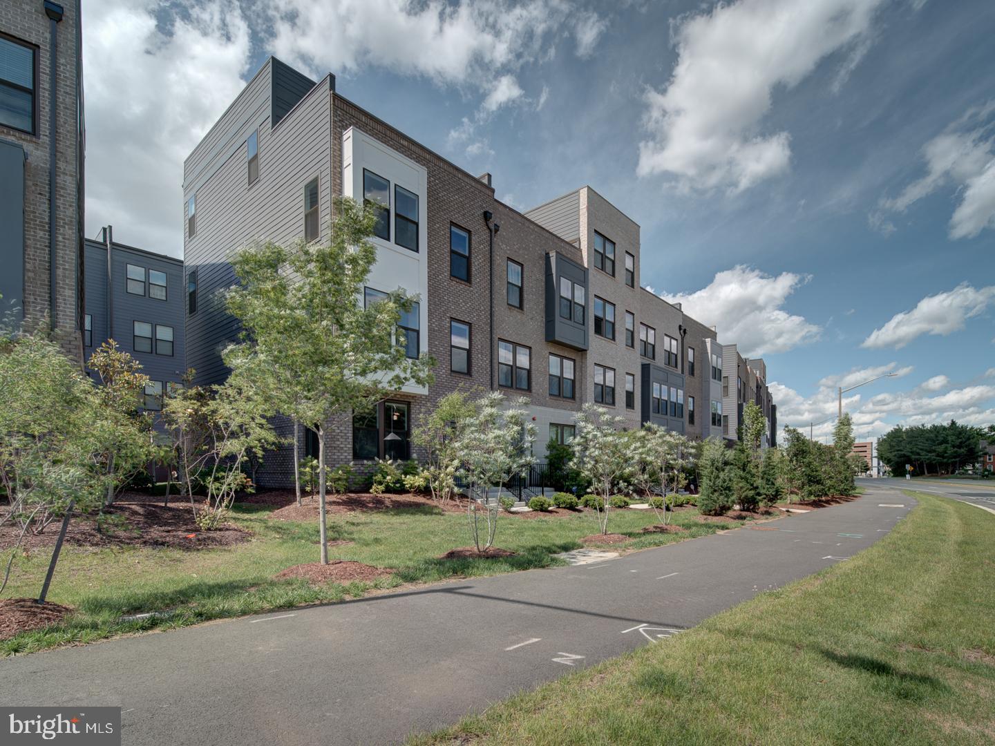 12768 SUNRISE VALLEY DR, RESTON, Virginia 20191, 4 Bedrooms Bedrooms, ,4 BathroomsBathrooms,Residential,For sale,12768 SUNRISE VALLEY DR,VAFX2241932 MLS # VAFX2241932